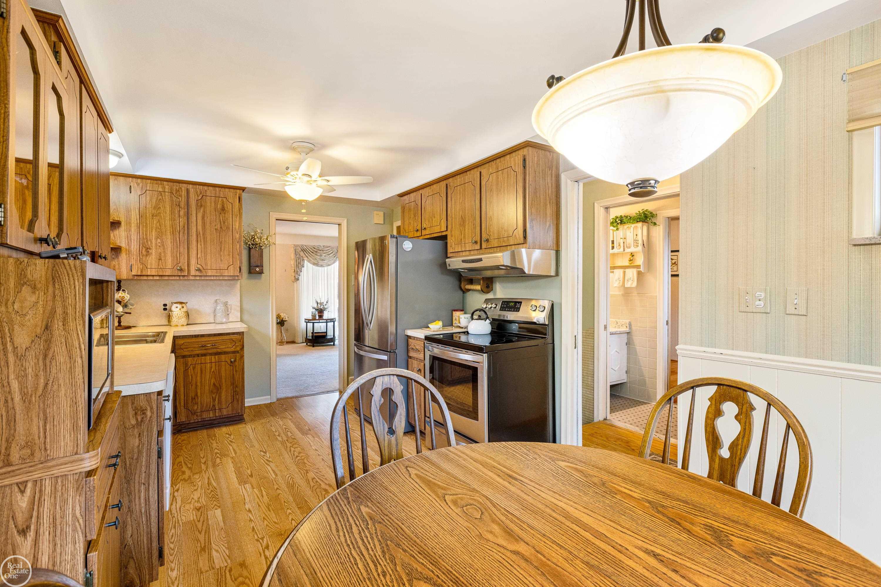 21613 Centennial