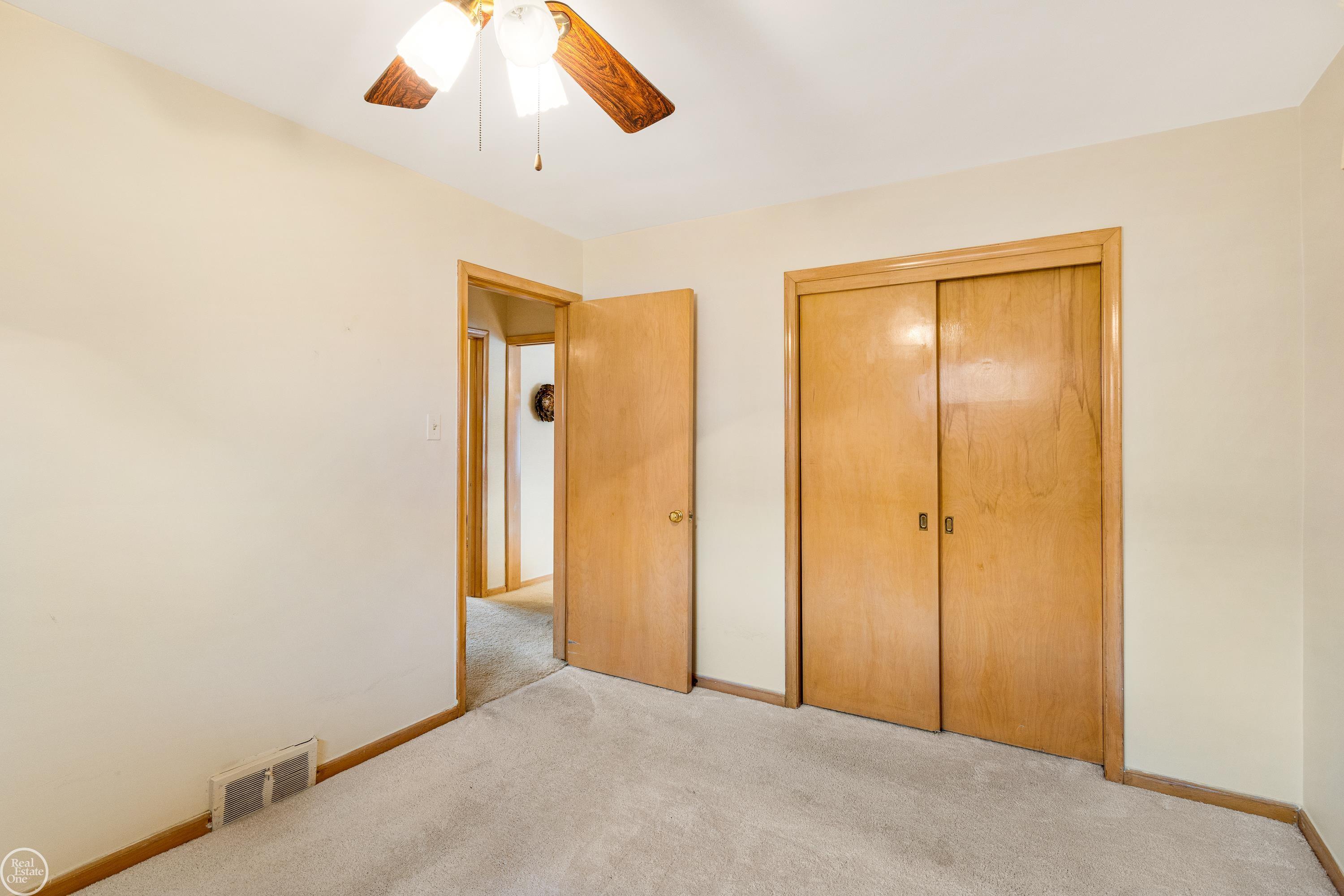 21613 Centennial