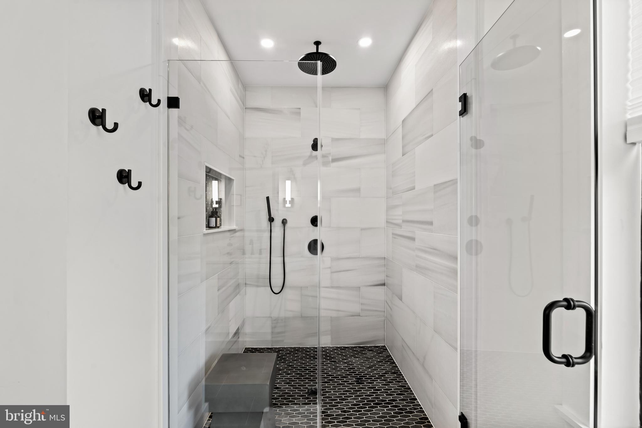 610 I STREET NE Unit: 610