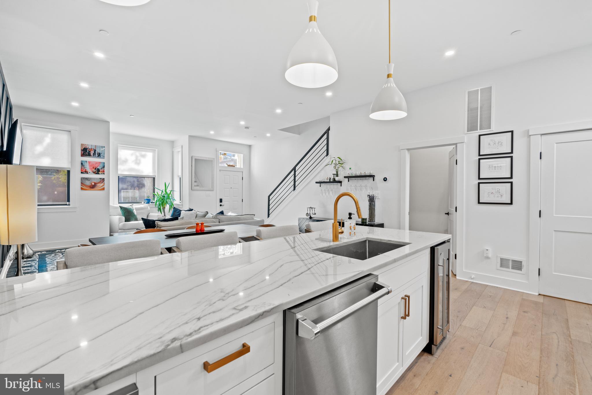 610 I STREET NE Unit: 610