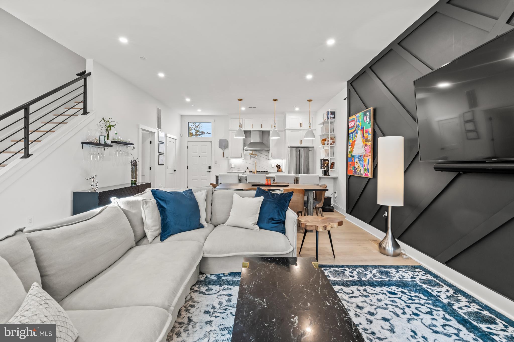 610 I STREET NE Unit: 610