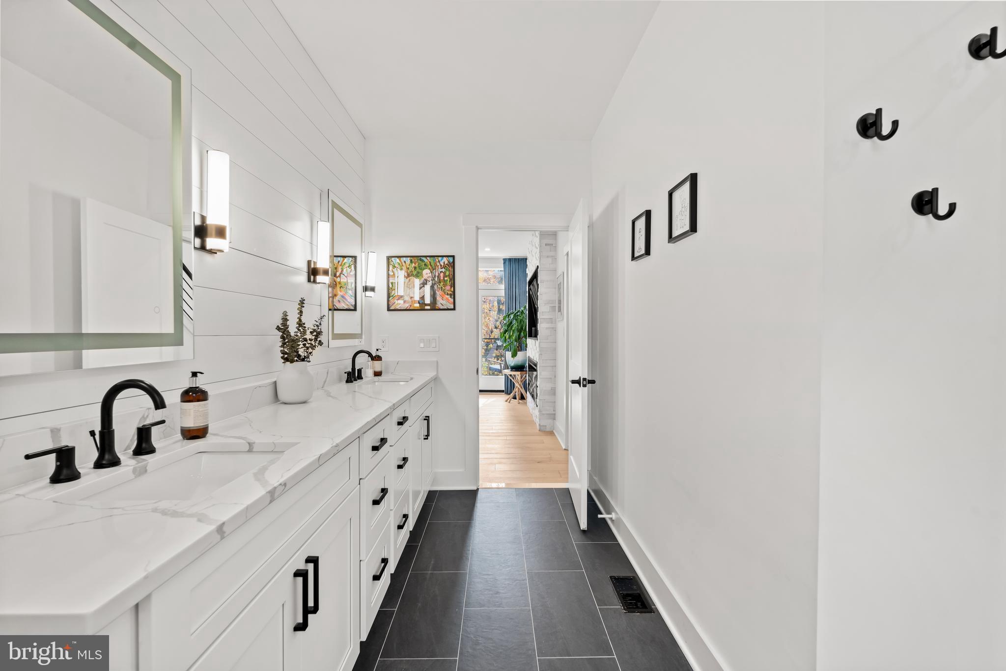 610 I STREET NE Unit: 610