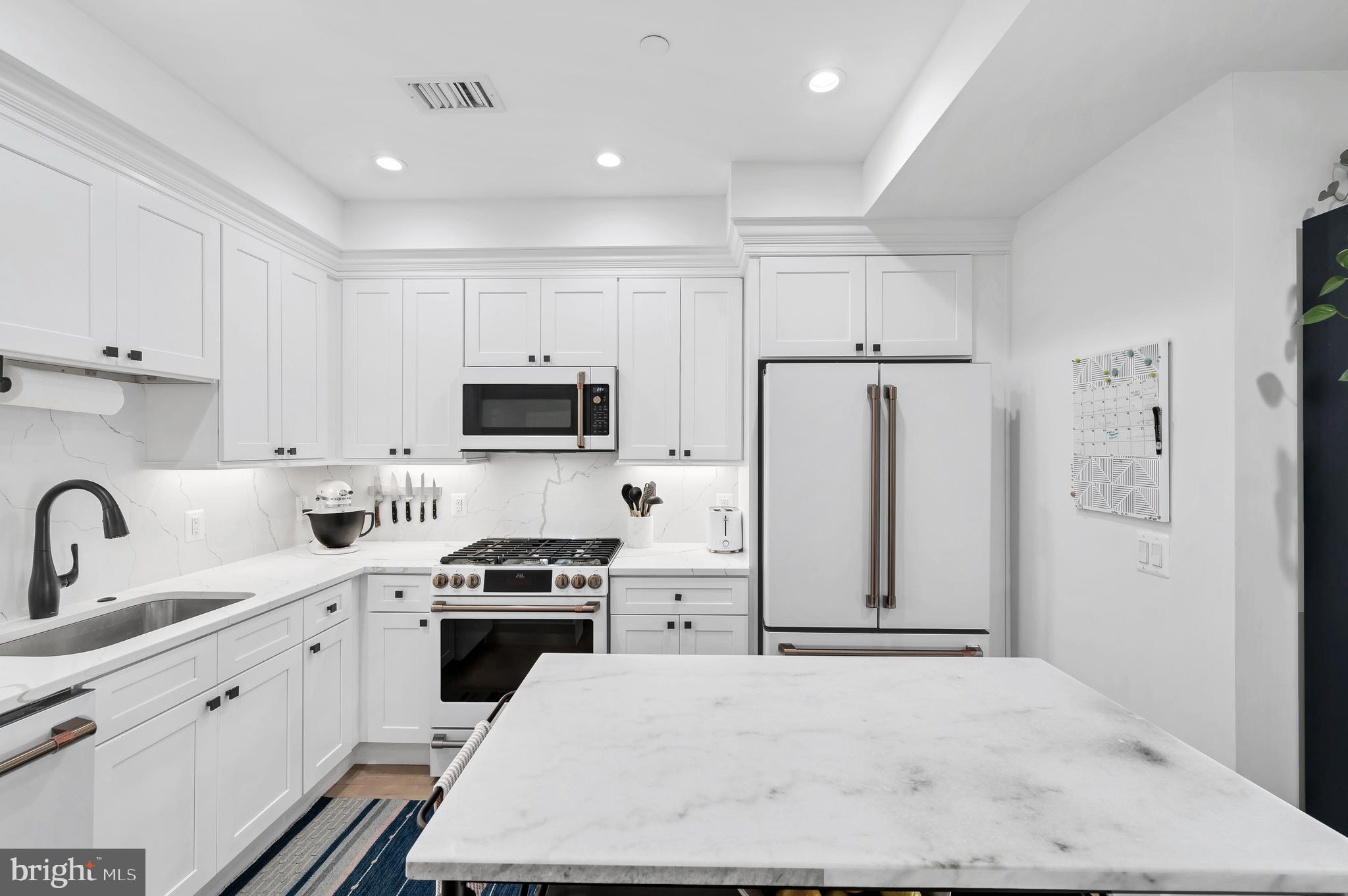 1654 K ST NE #8