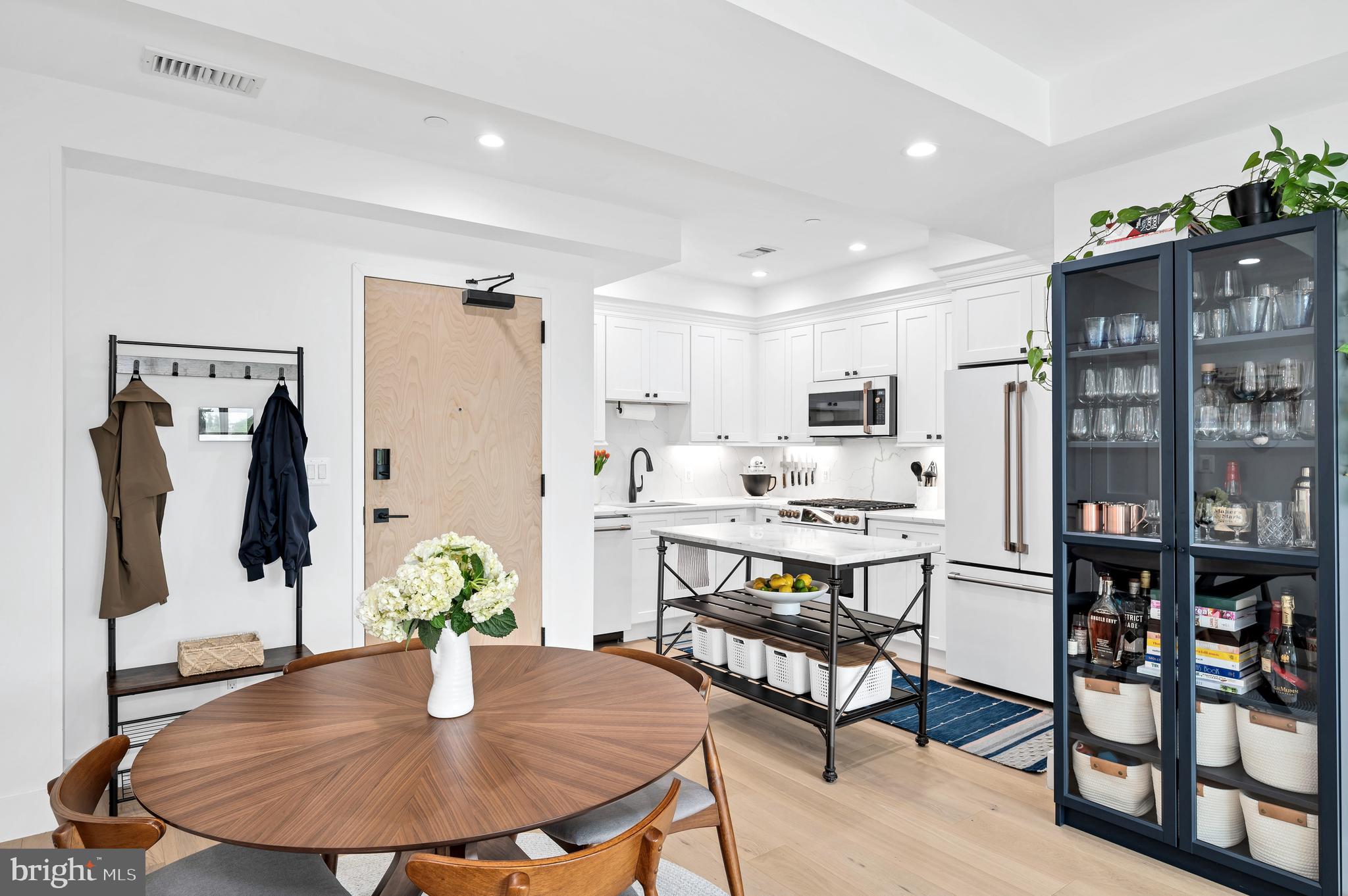 1654 K ST NE #8
