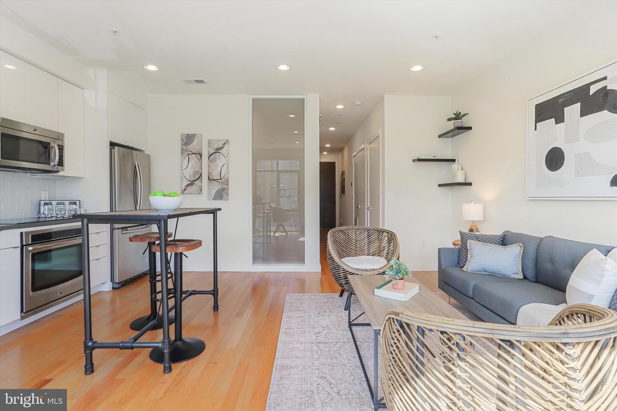 435 R ST NW #201