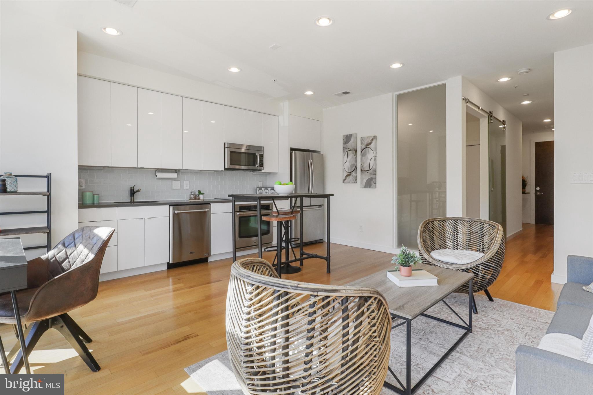 435 R ST NW #201