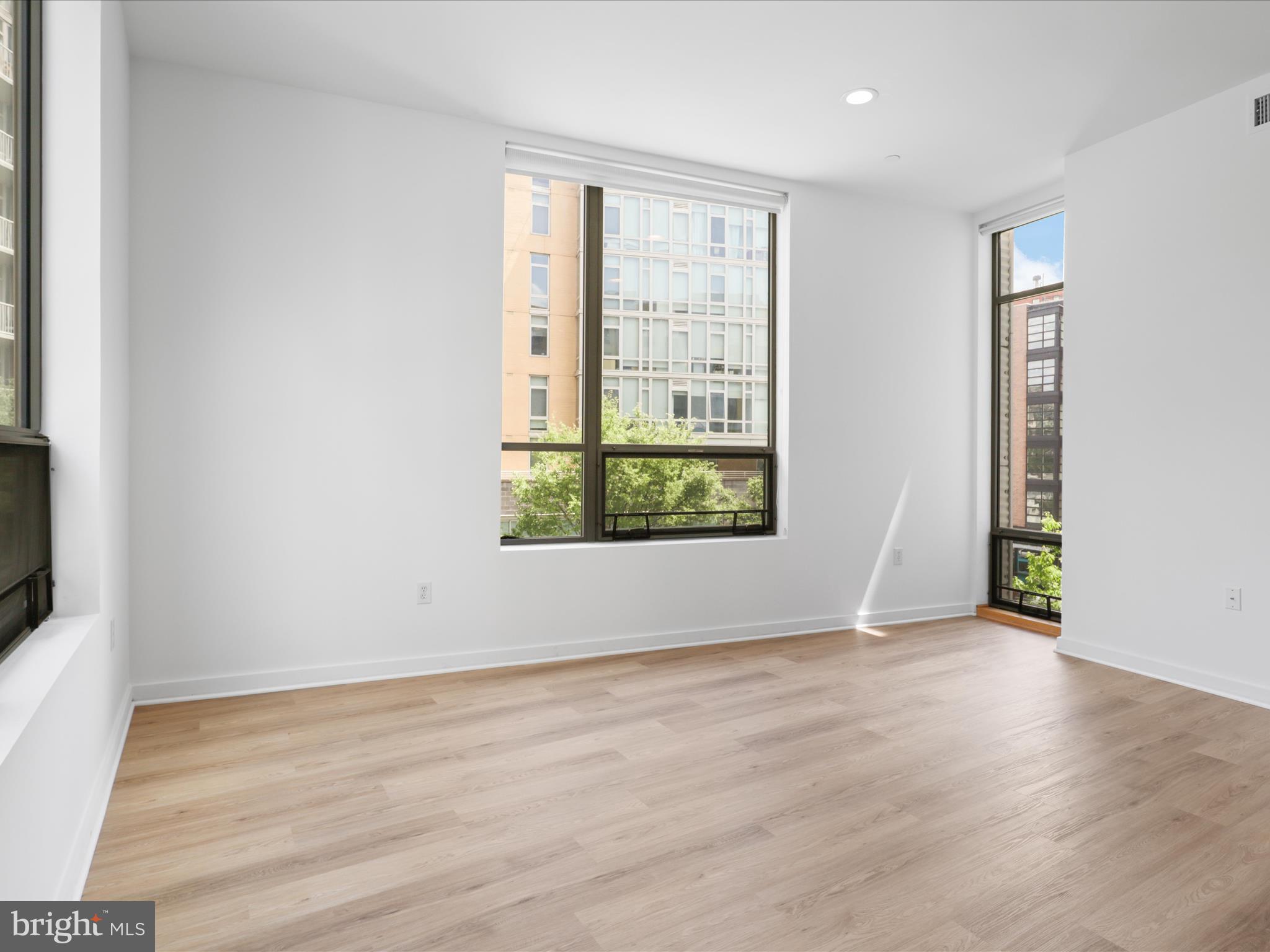 1414 BELMONT ST NW #204