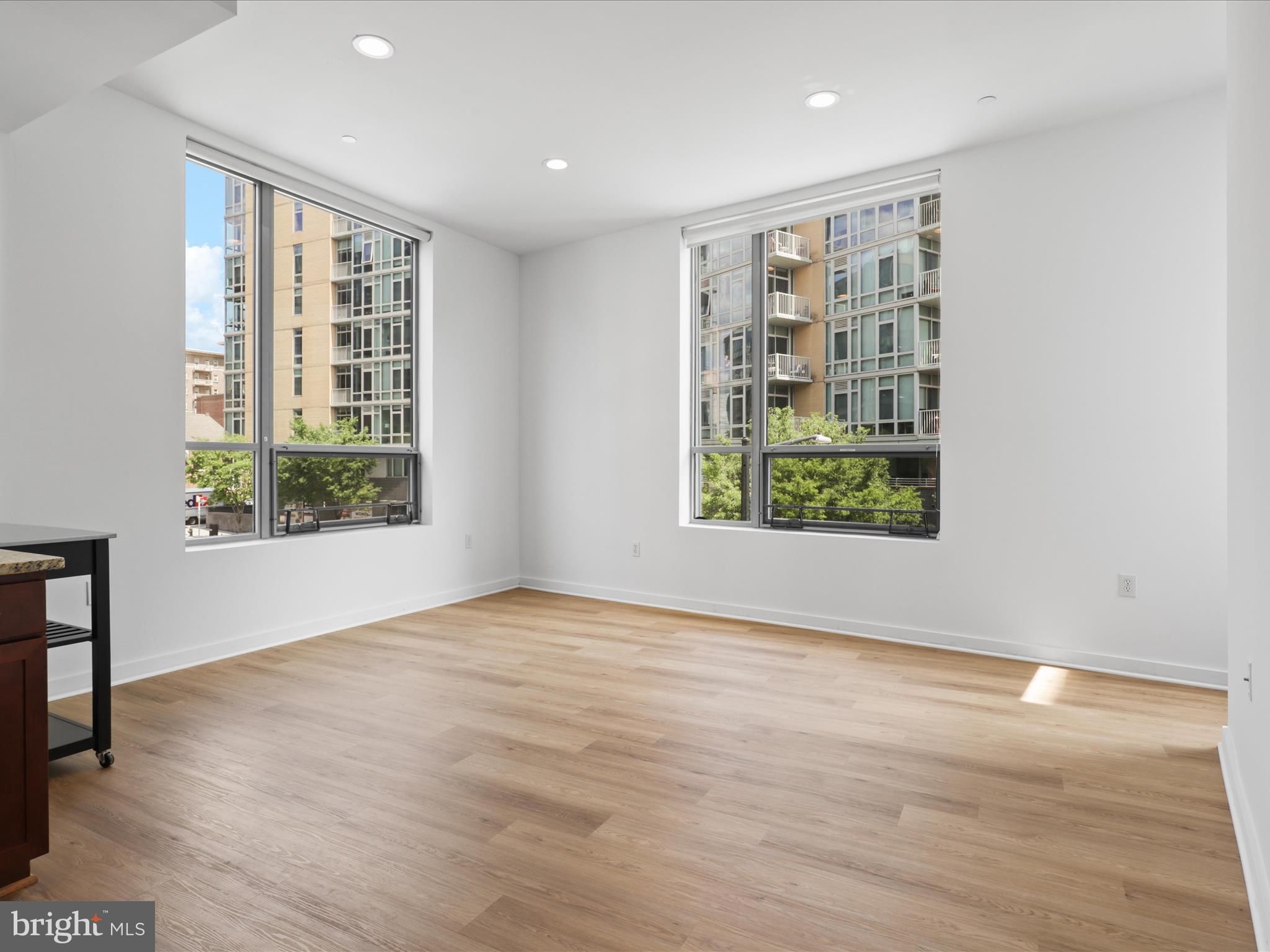 1414 BELMONT ST NW #204