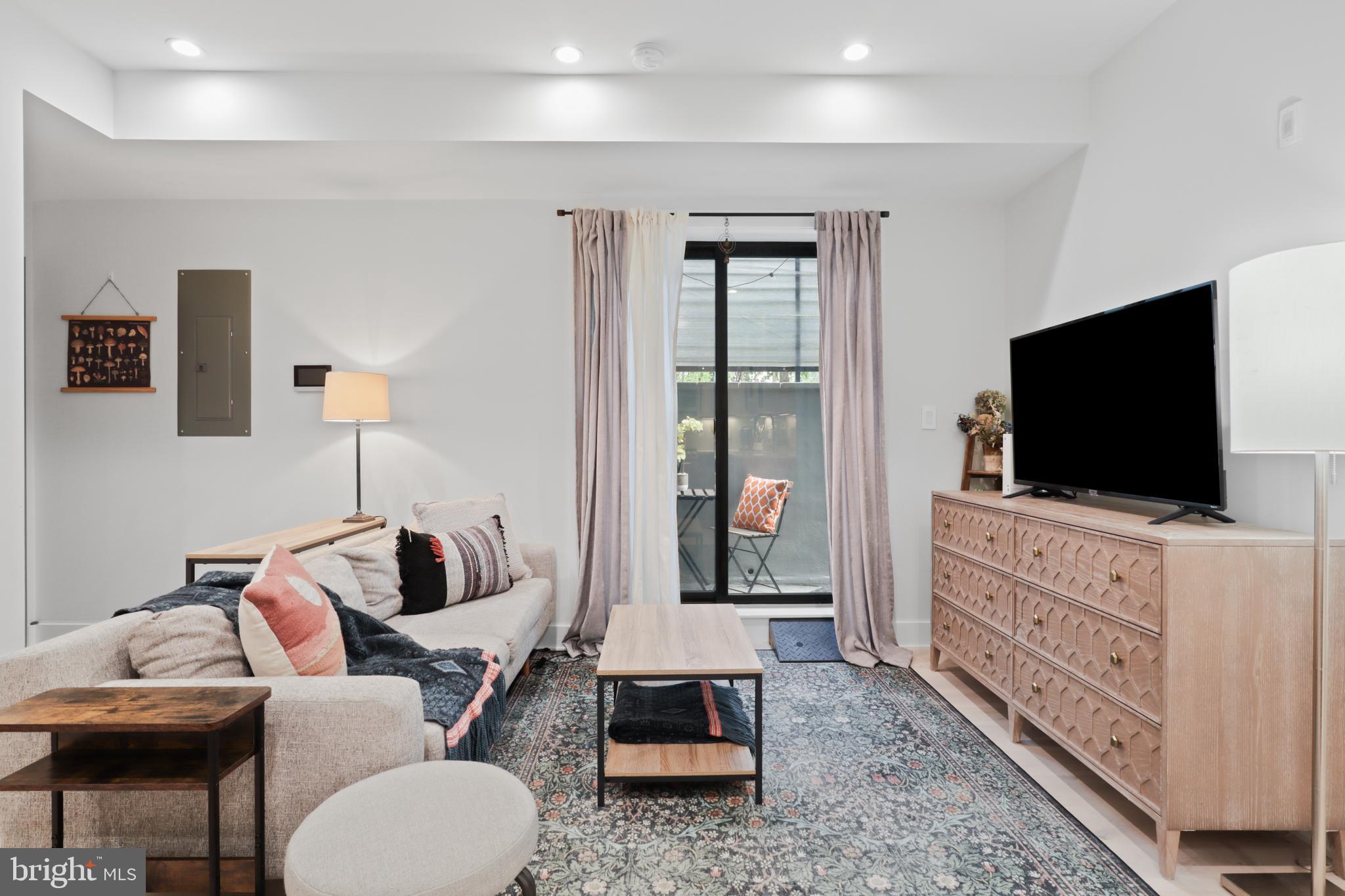 3933 14TH STREET NW 2