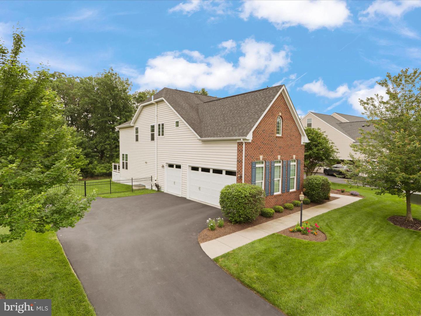 41595 Revival Dr