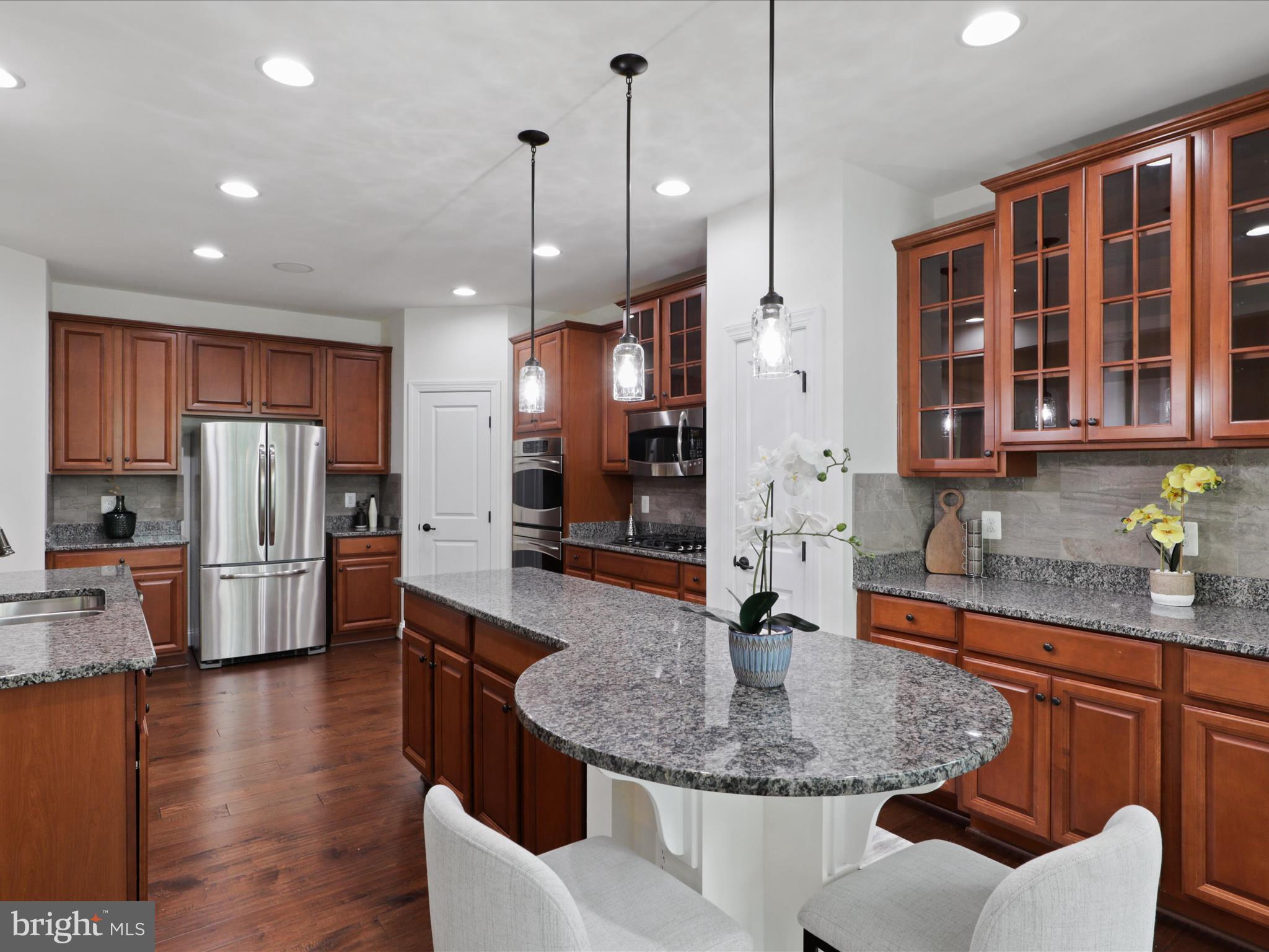 41595 Revival Dr