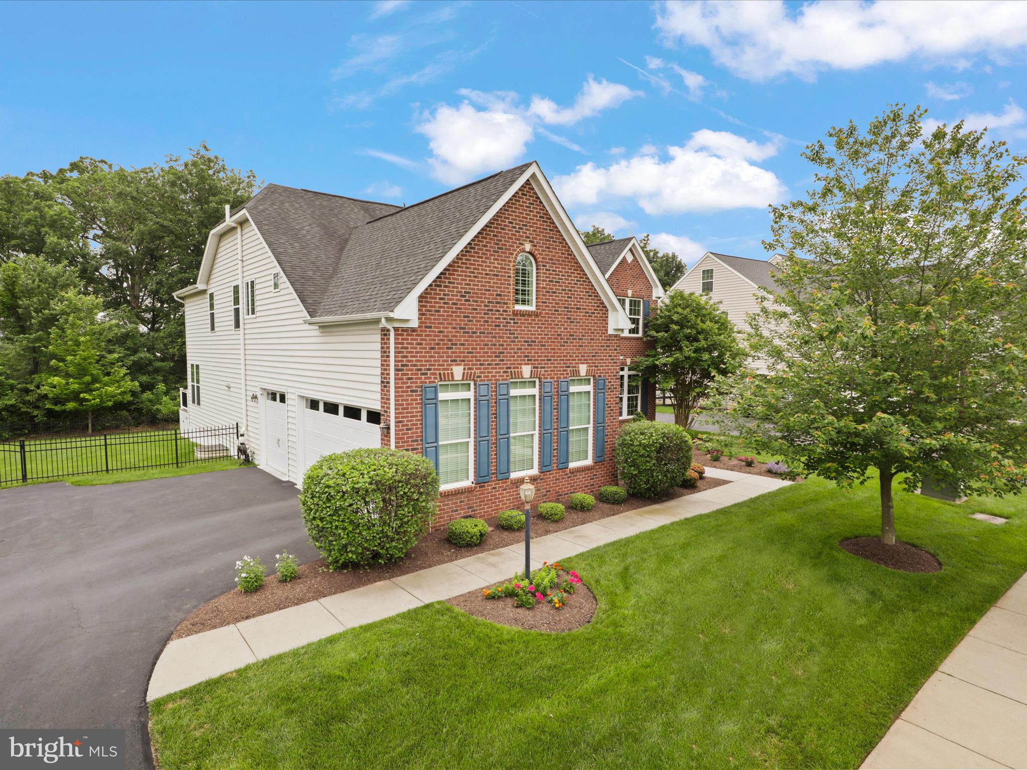 41595 Revival Dr