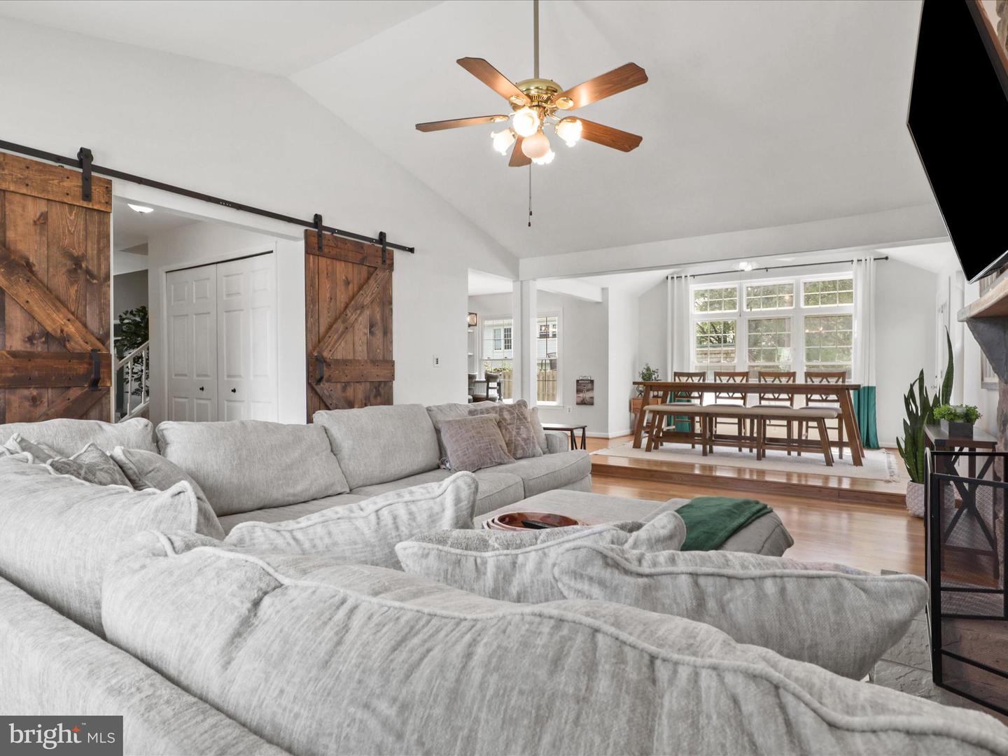 214 Primavera Cir