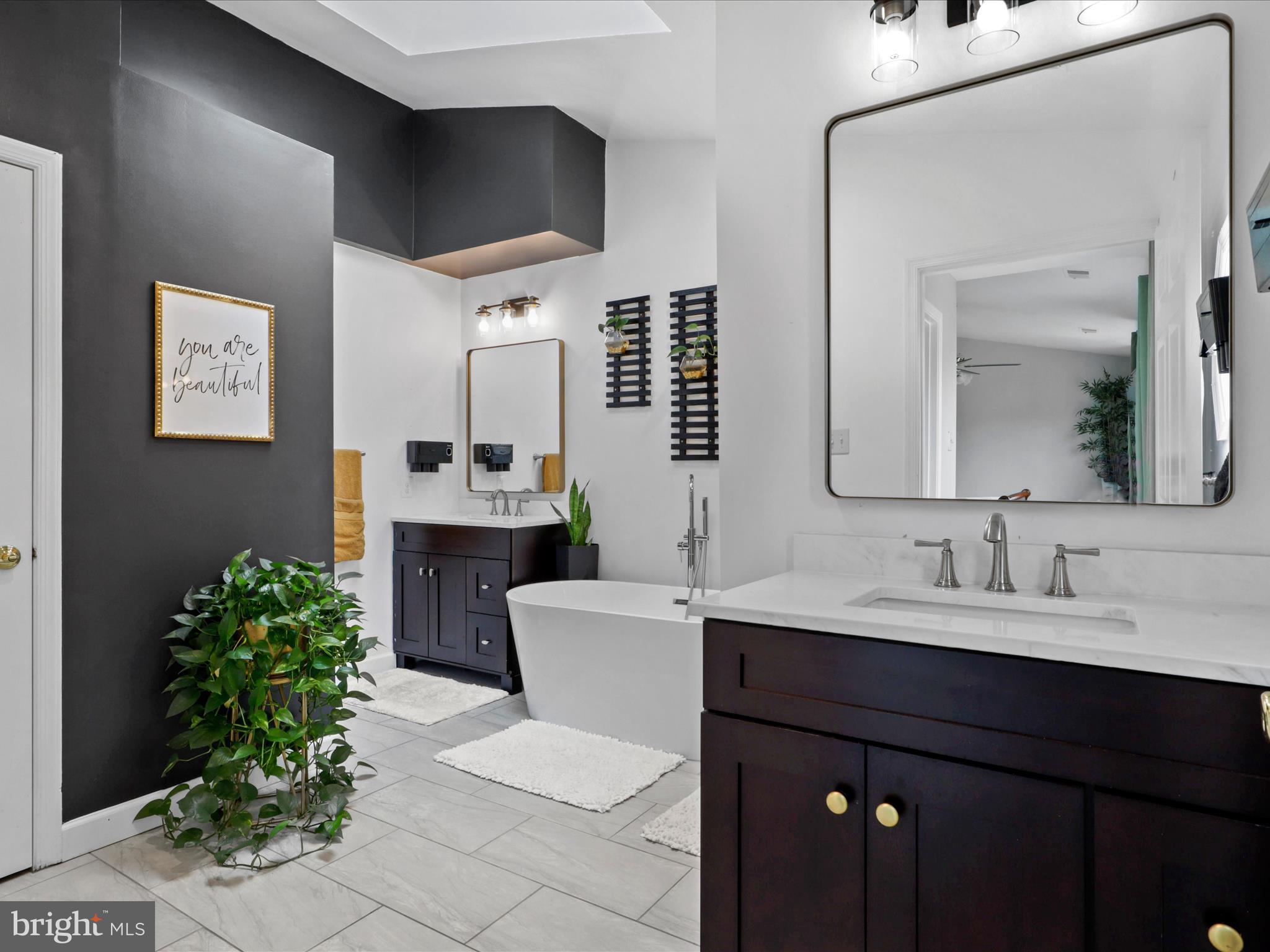 214 Primavera Cir