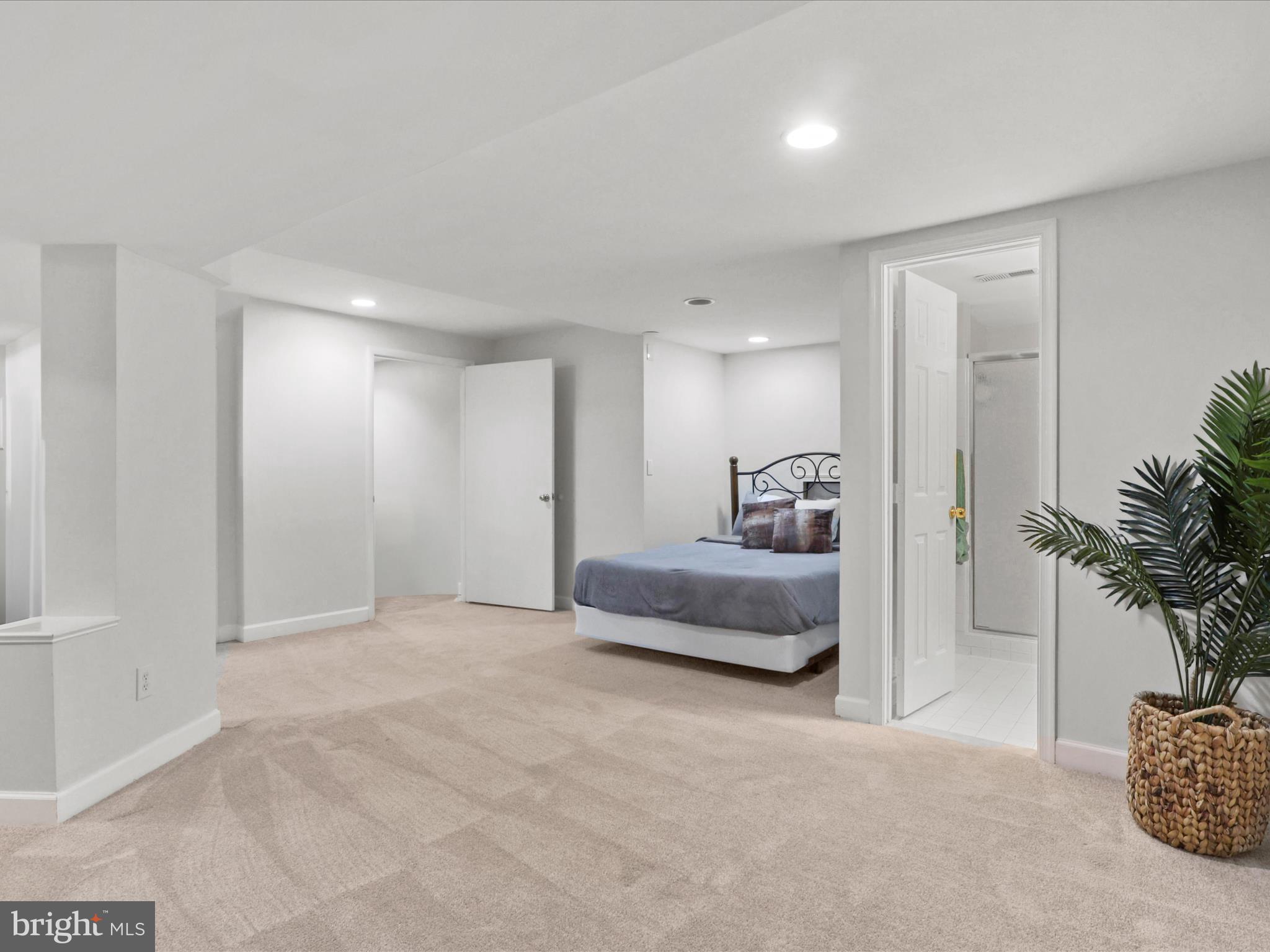214 Primavera Cir