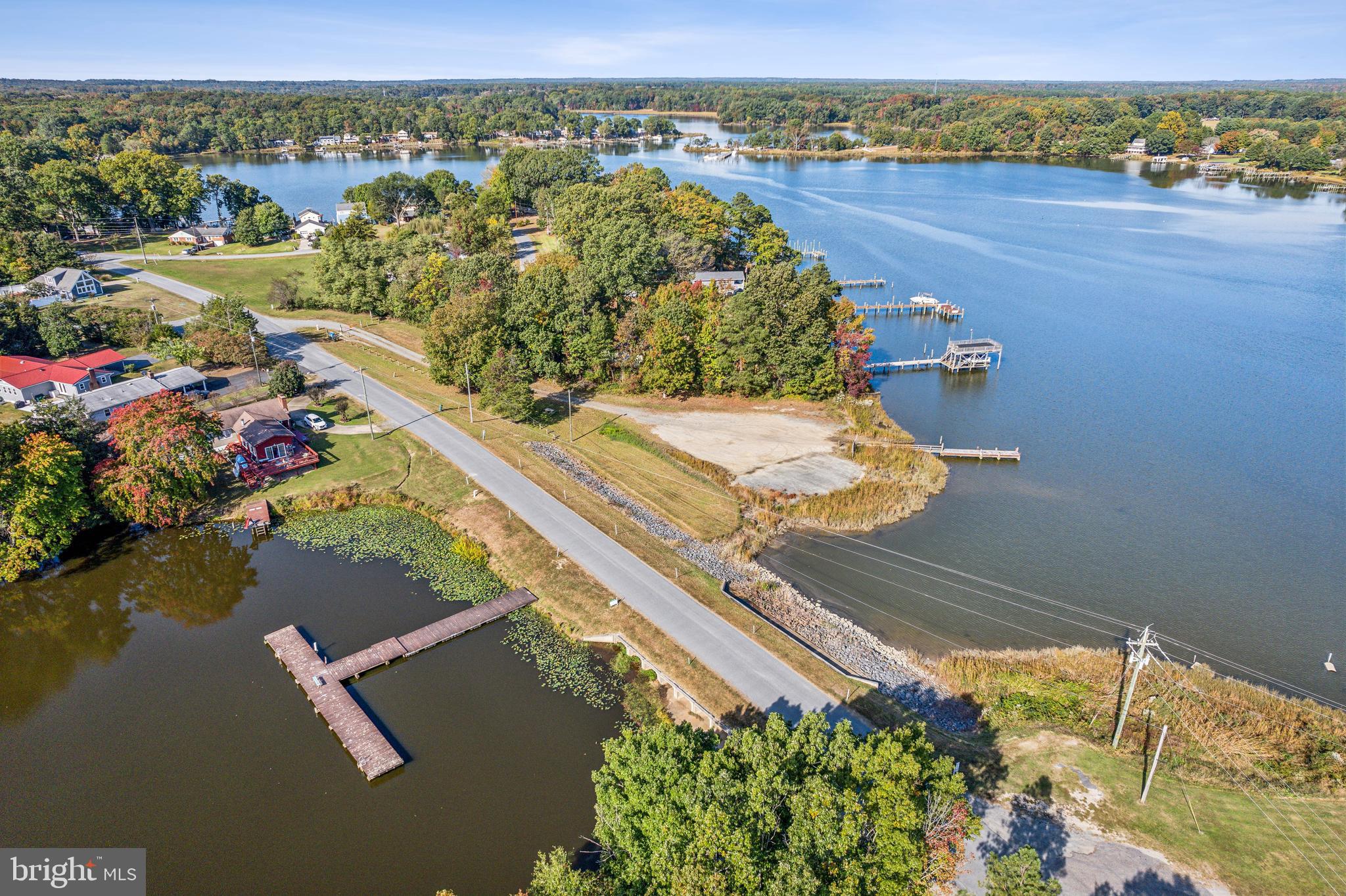 000 Lakeview Dr