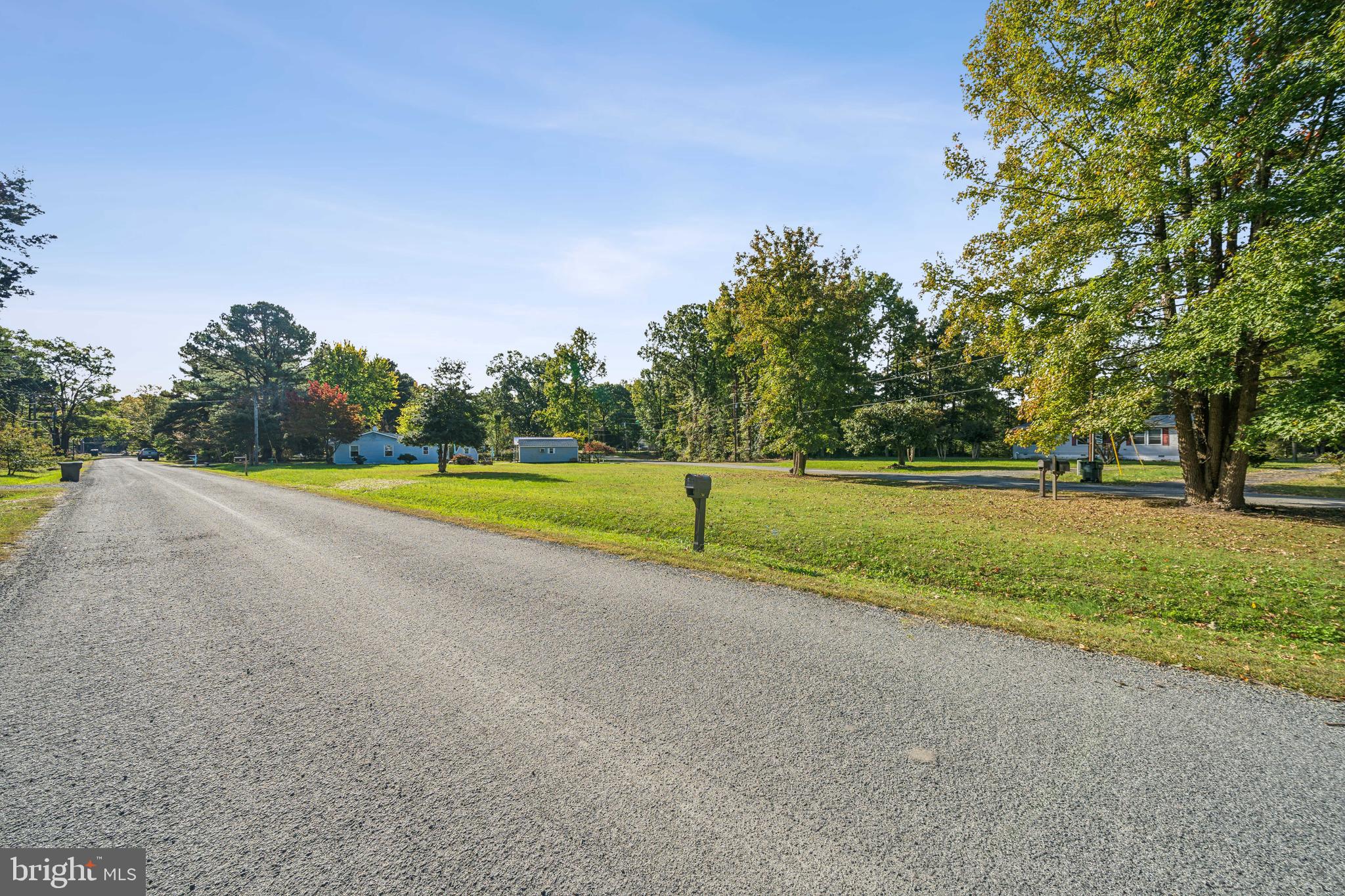 000 Lakeview Dr