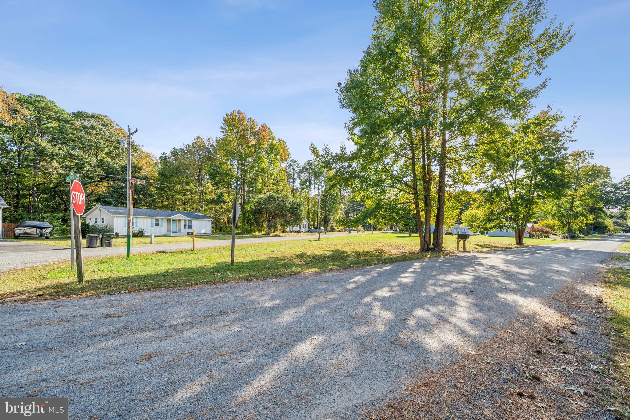 000 Lakeview Dr