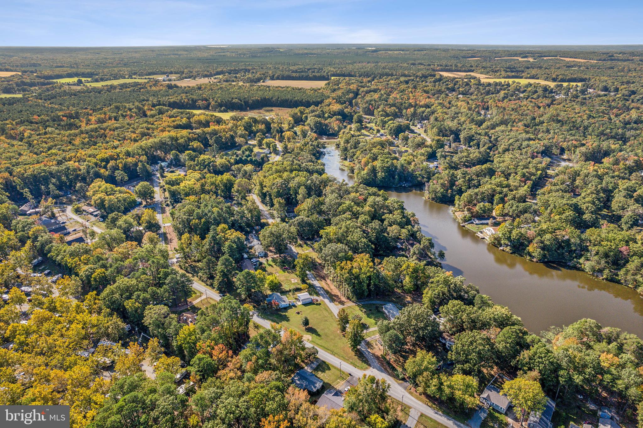 000 Lakeview Dr
