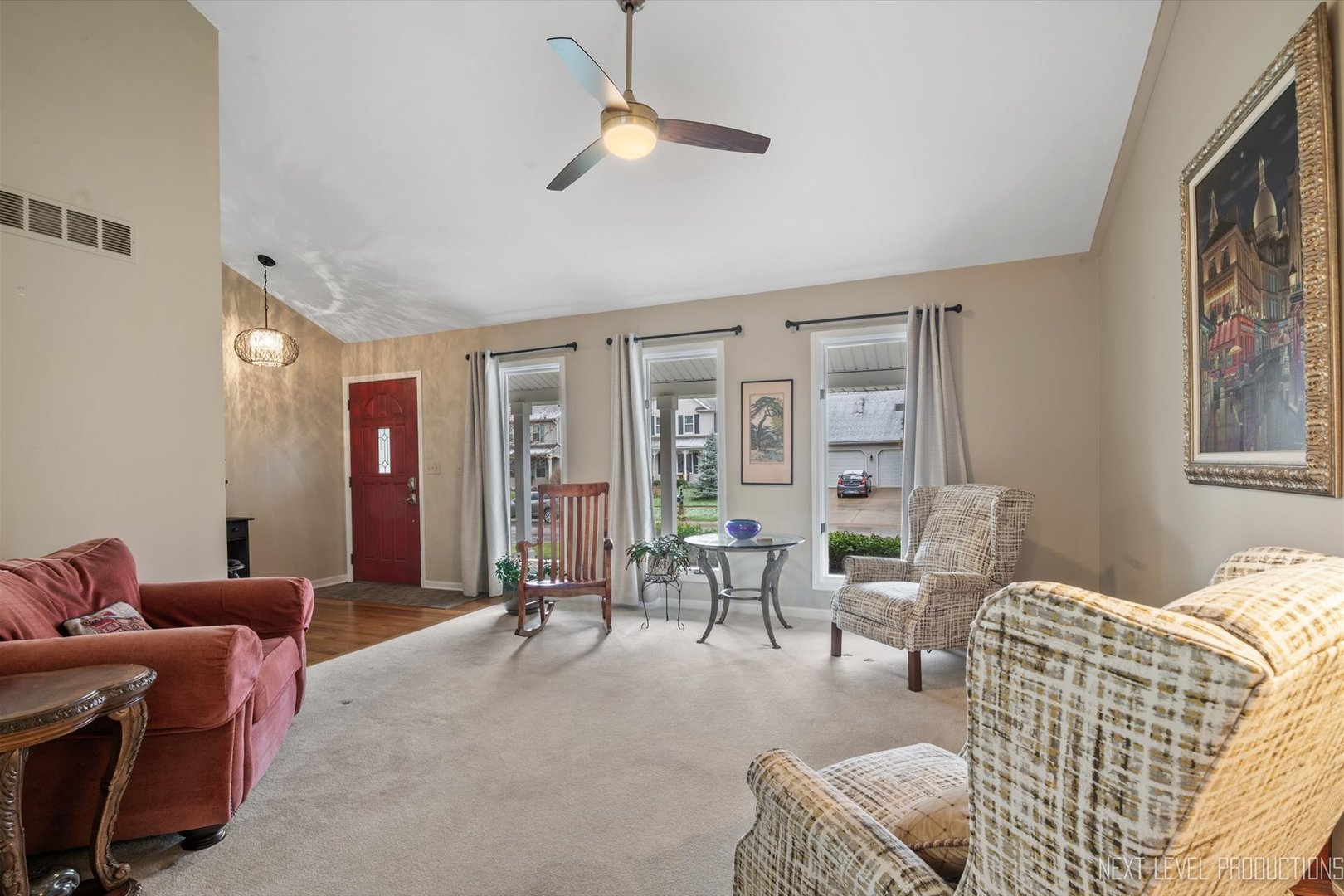 609 Maple Avenue