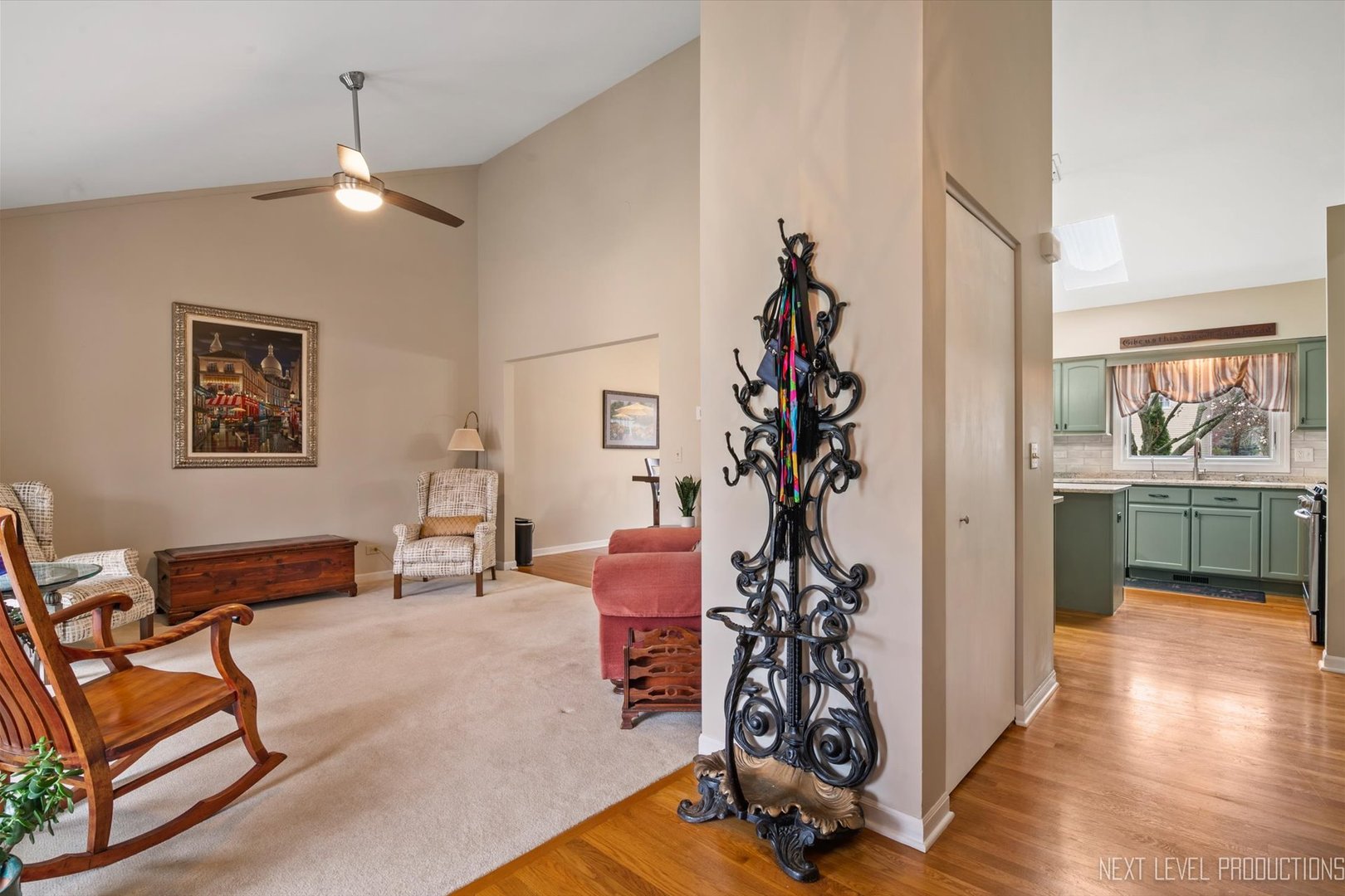 609 Maple Avenue