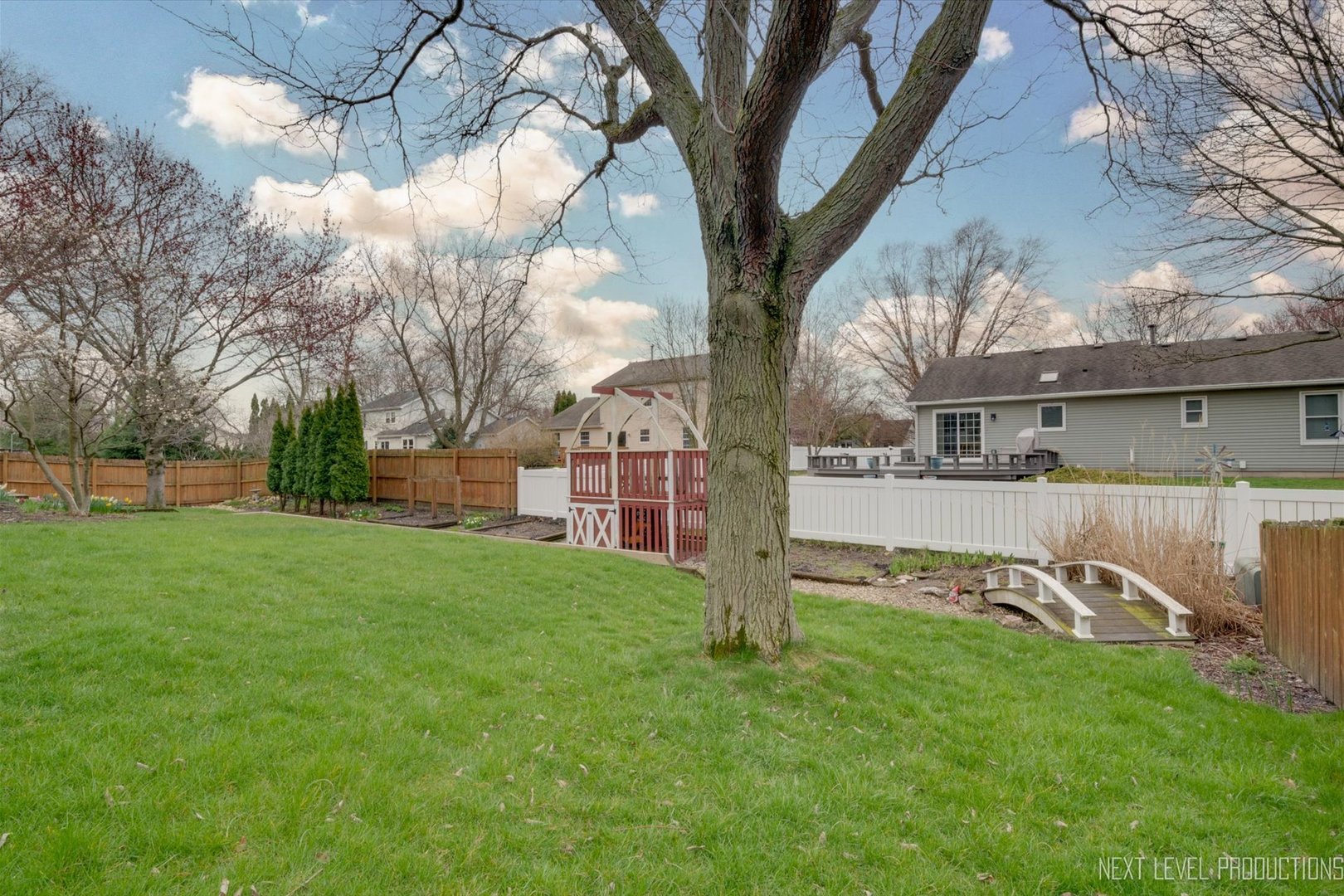 609 Maple Avenue