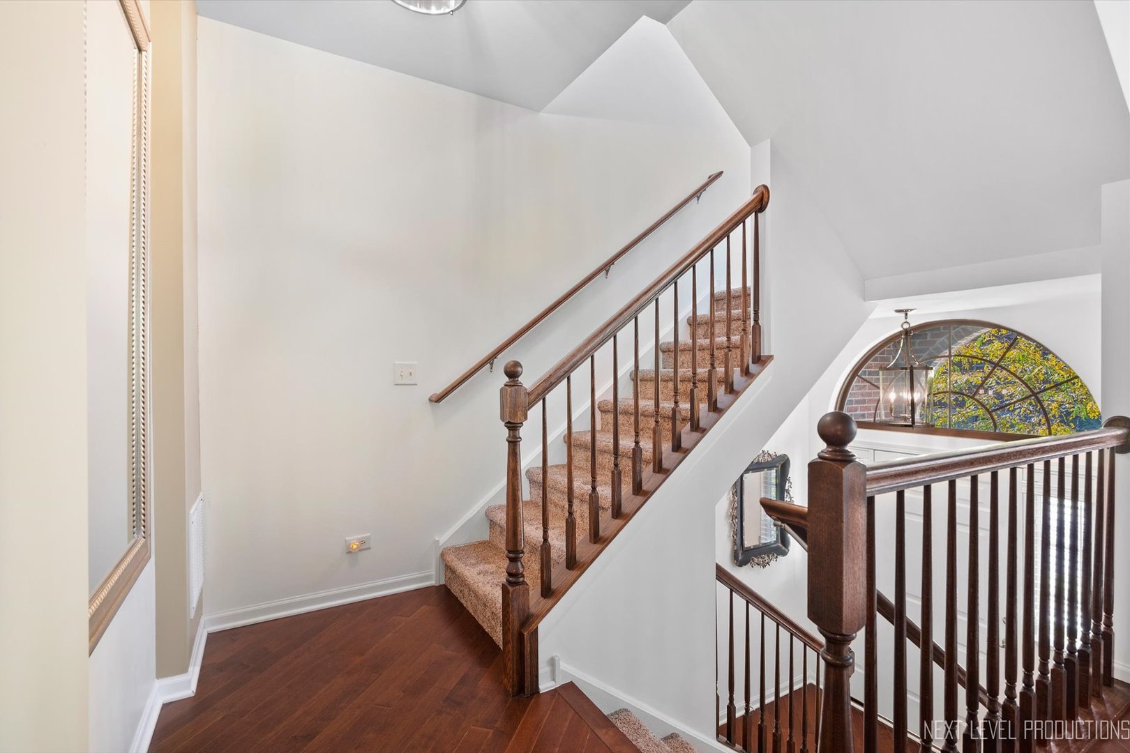 27W735 N Meadowview Drive
