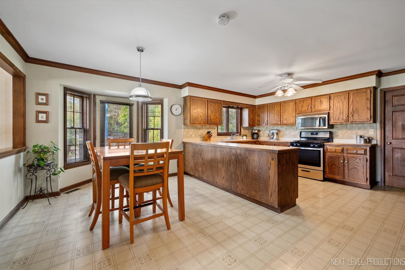 39W851 Deer Run Drive