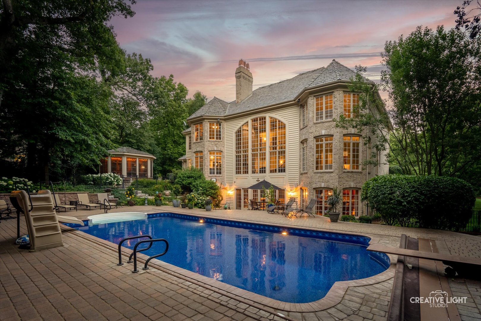 4N584 Hidden Oaks Road