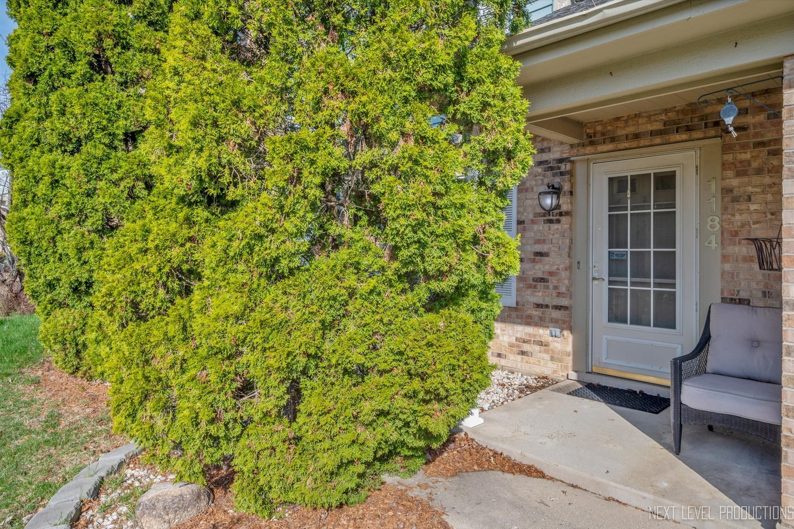 1184 Robin Drive