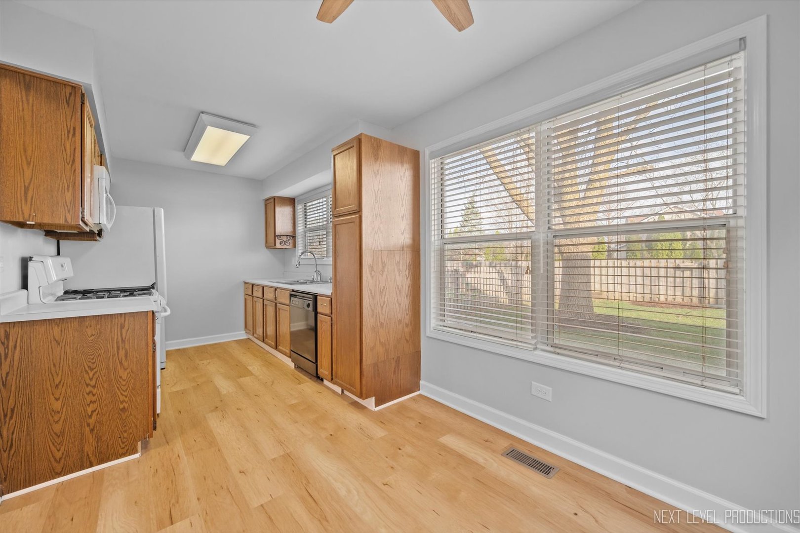 1184 Robin Drive