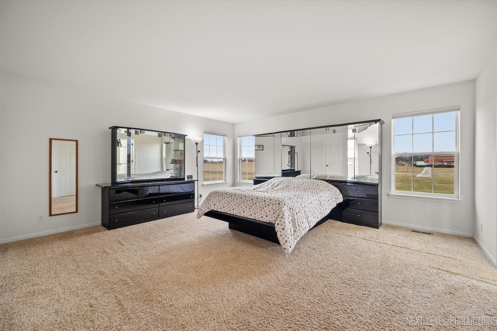 1160 Prairie Pointe Drive