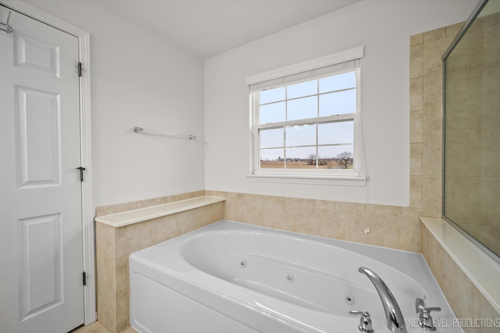 1160 Prairie Pointe Drive