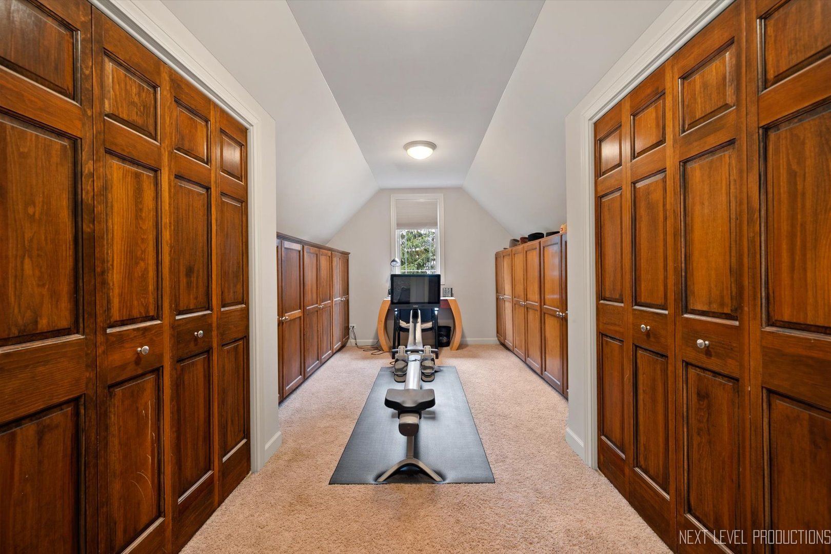 7N107 Hastings Drive