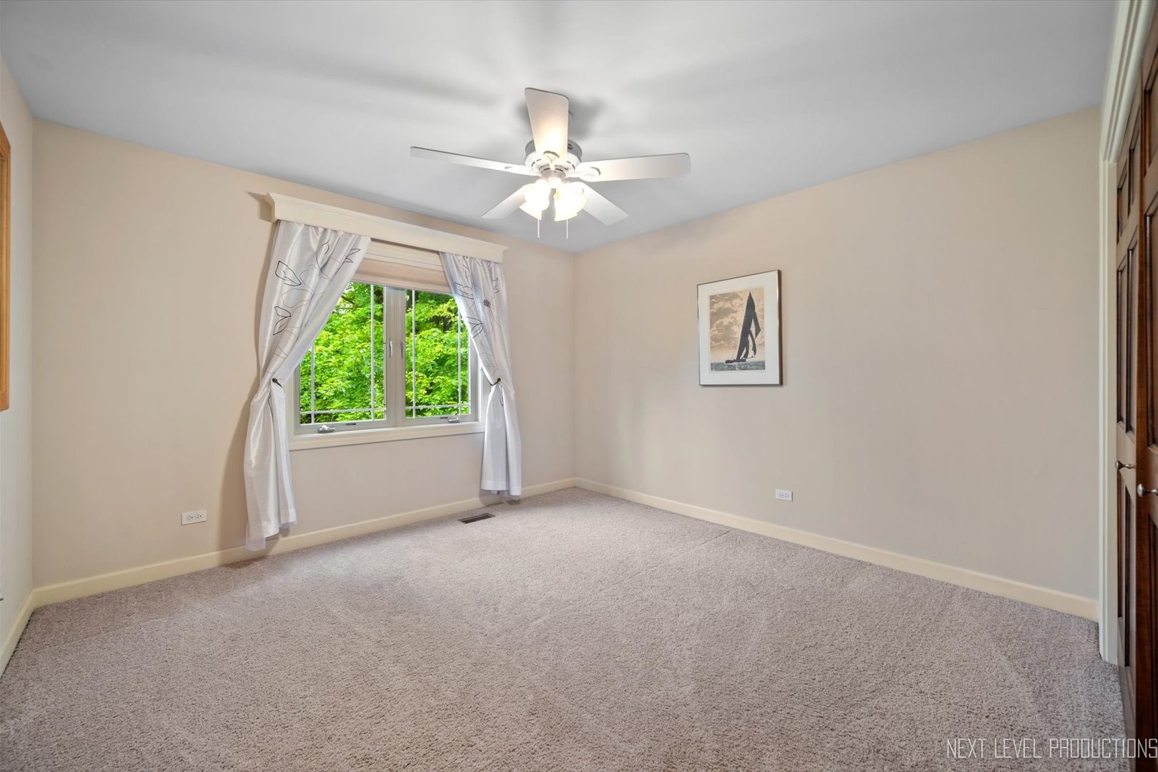 7N107 Hastings Drive