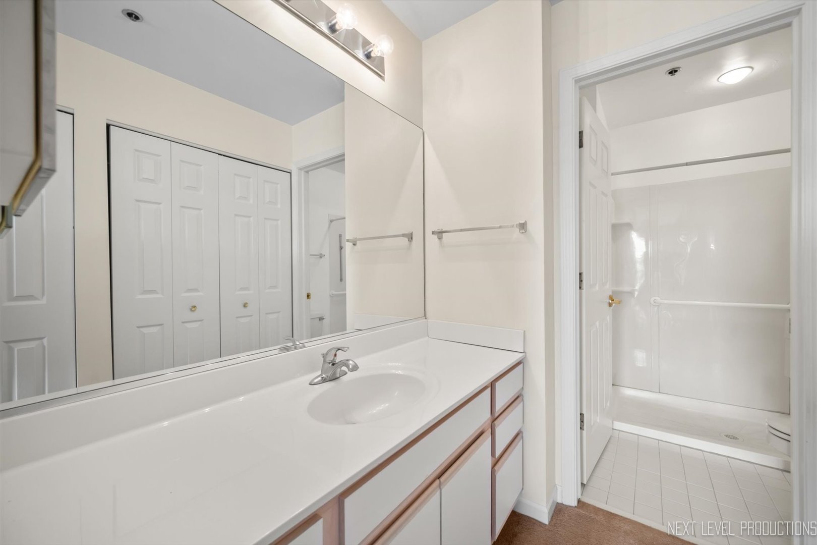 15 Hunt Club Drive Unit: 15