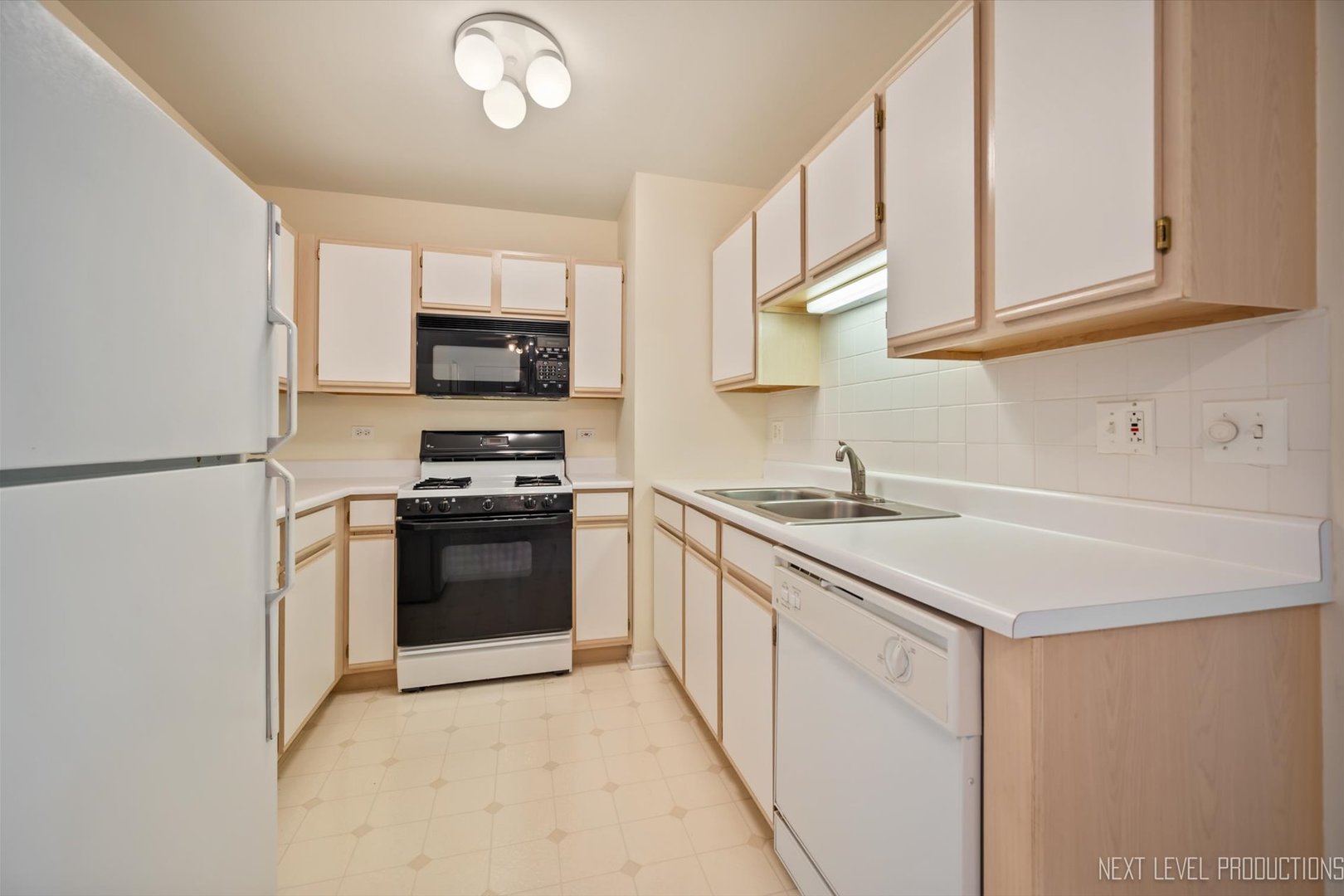 15 Hunt Club Drive Unit: 15