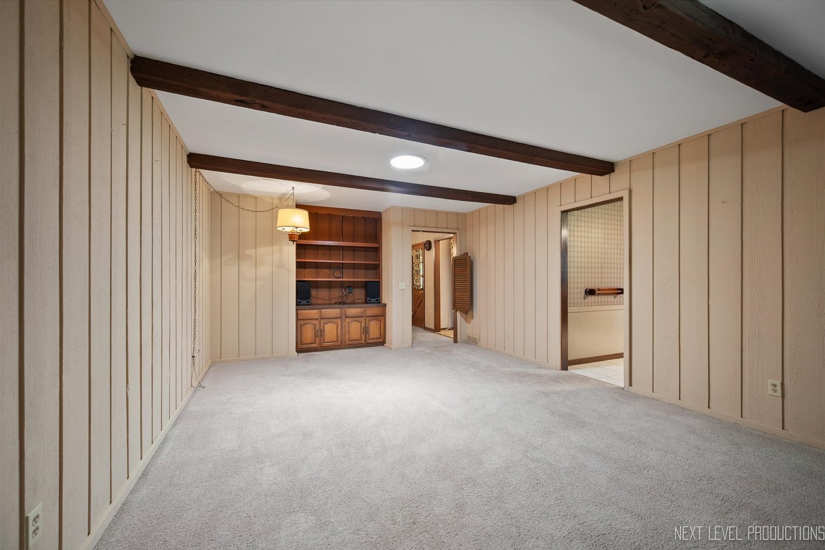 2050 Alschuler Drive