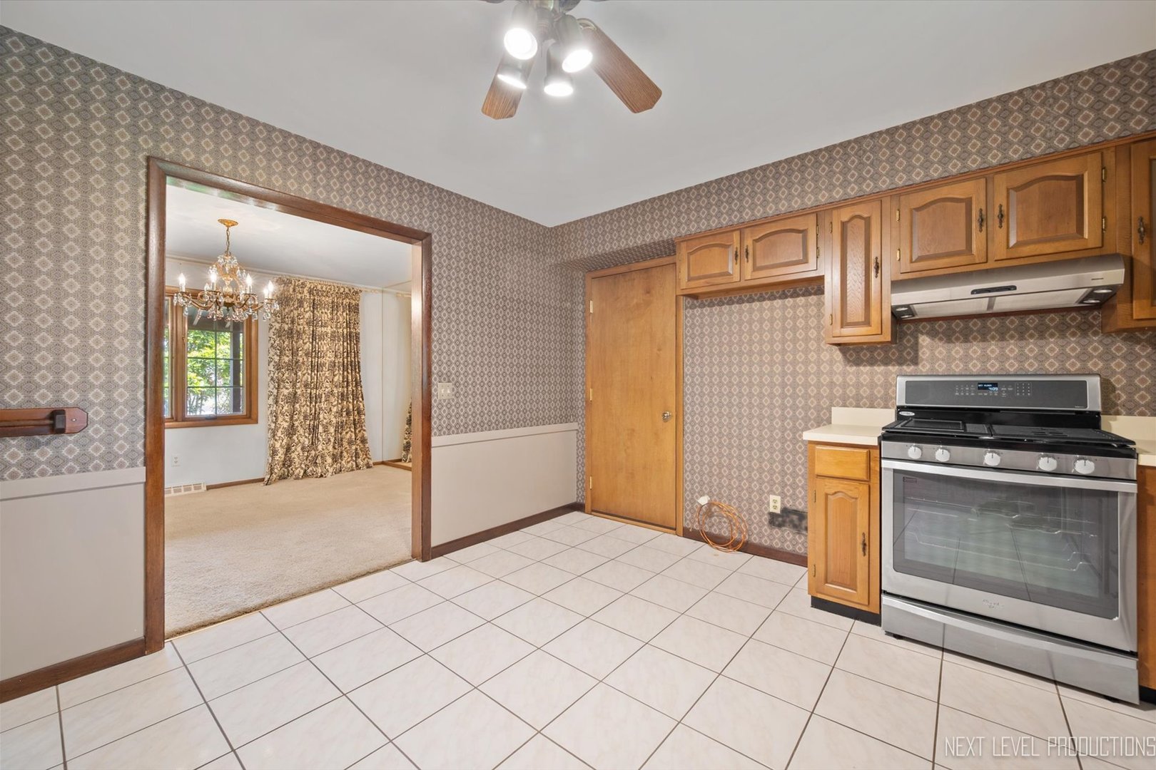 2050 Alschuler Drive