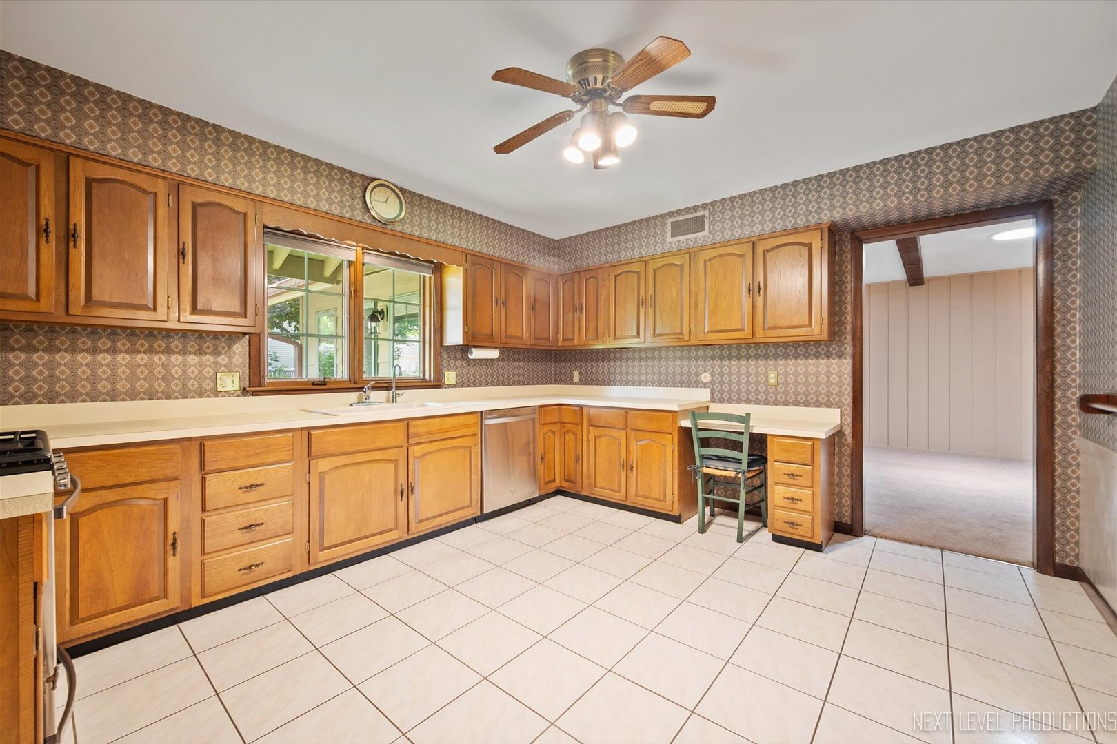 2050 Alschuler Drive