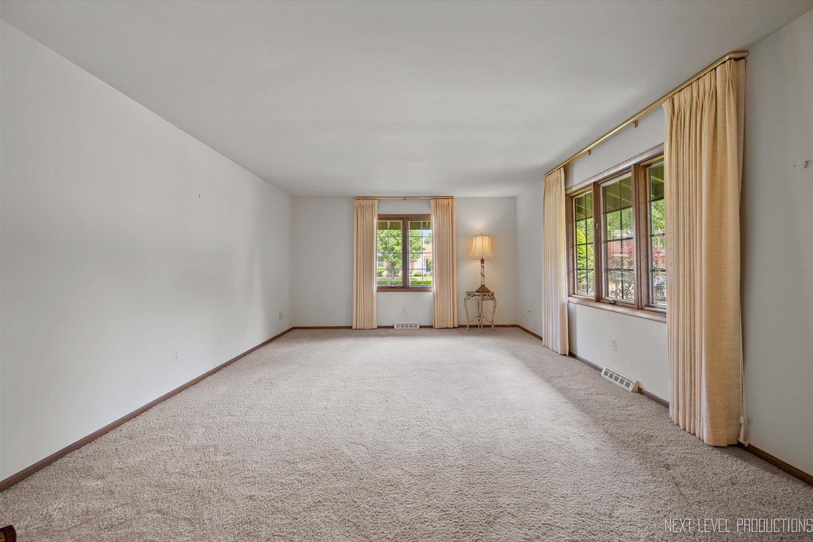 2050 Alschuler Drive