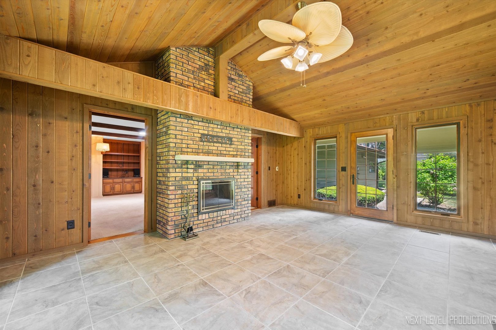 2050 Alschuler Drive