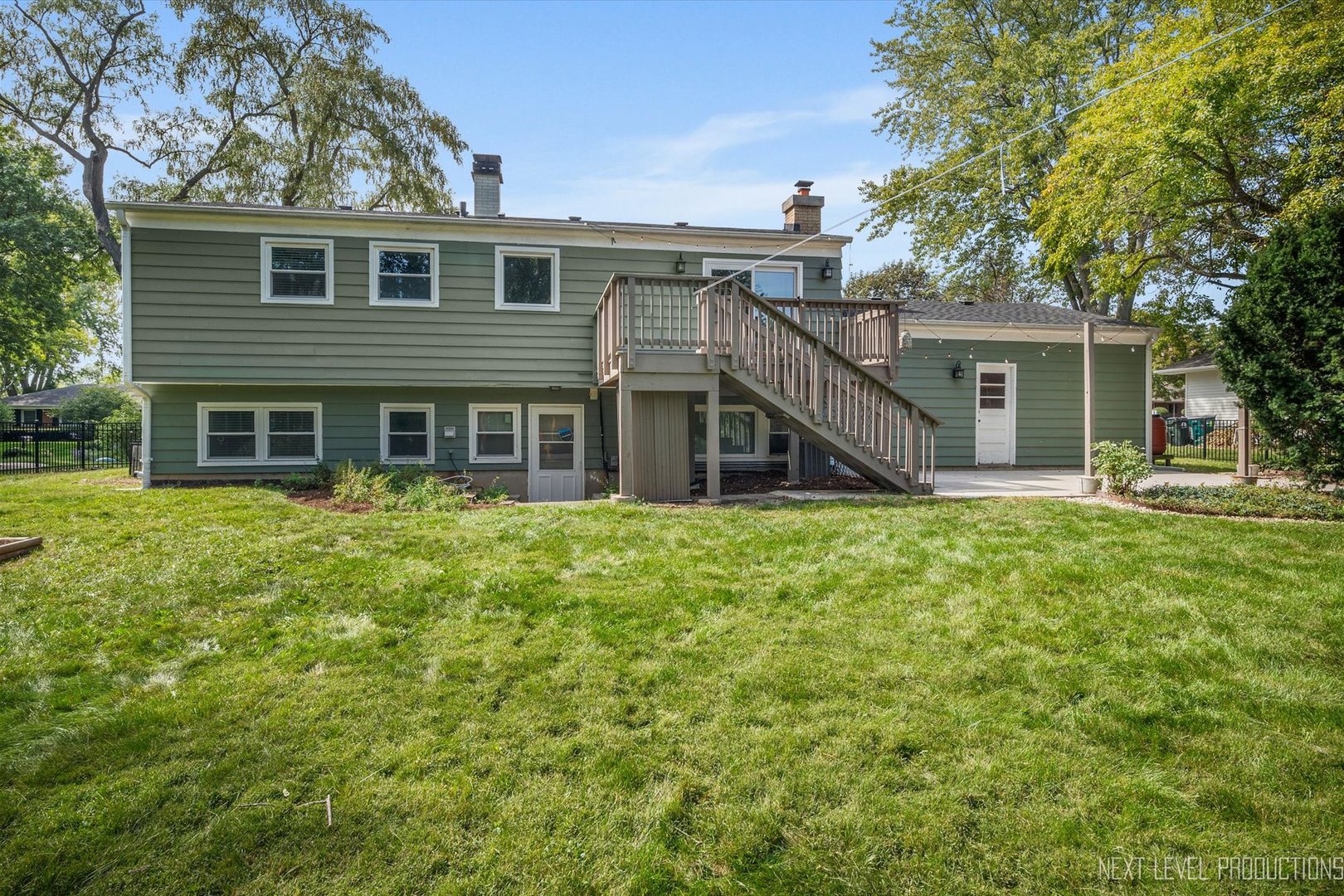 320 Ellen Lane