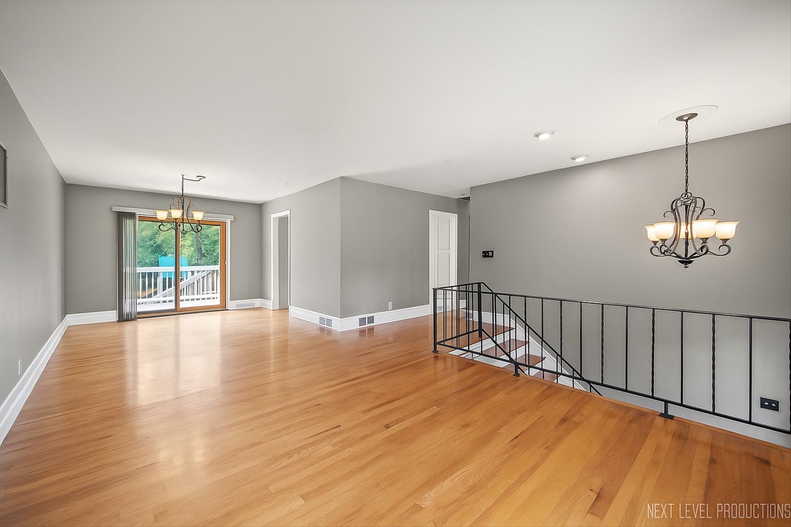 320 Ellen Lane