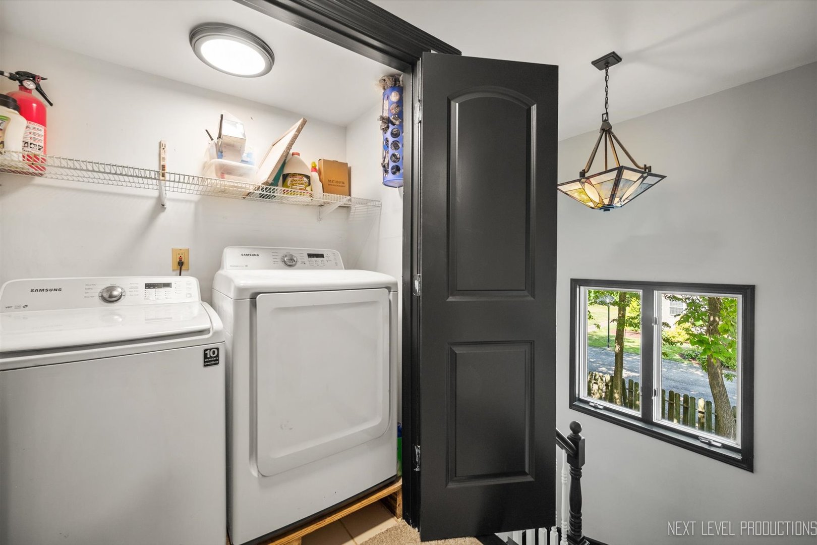 1232 S Batavia Avenue