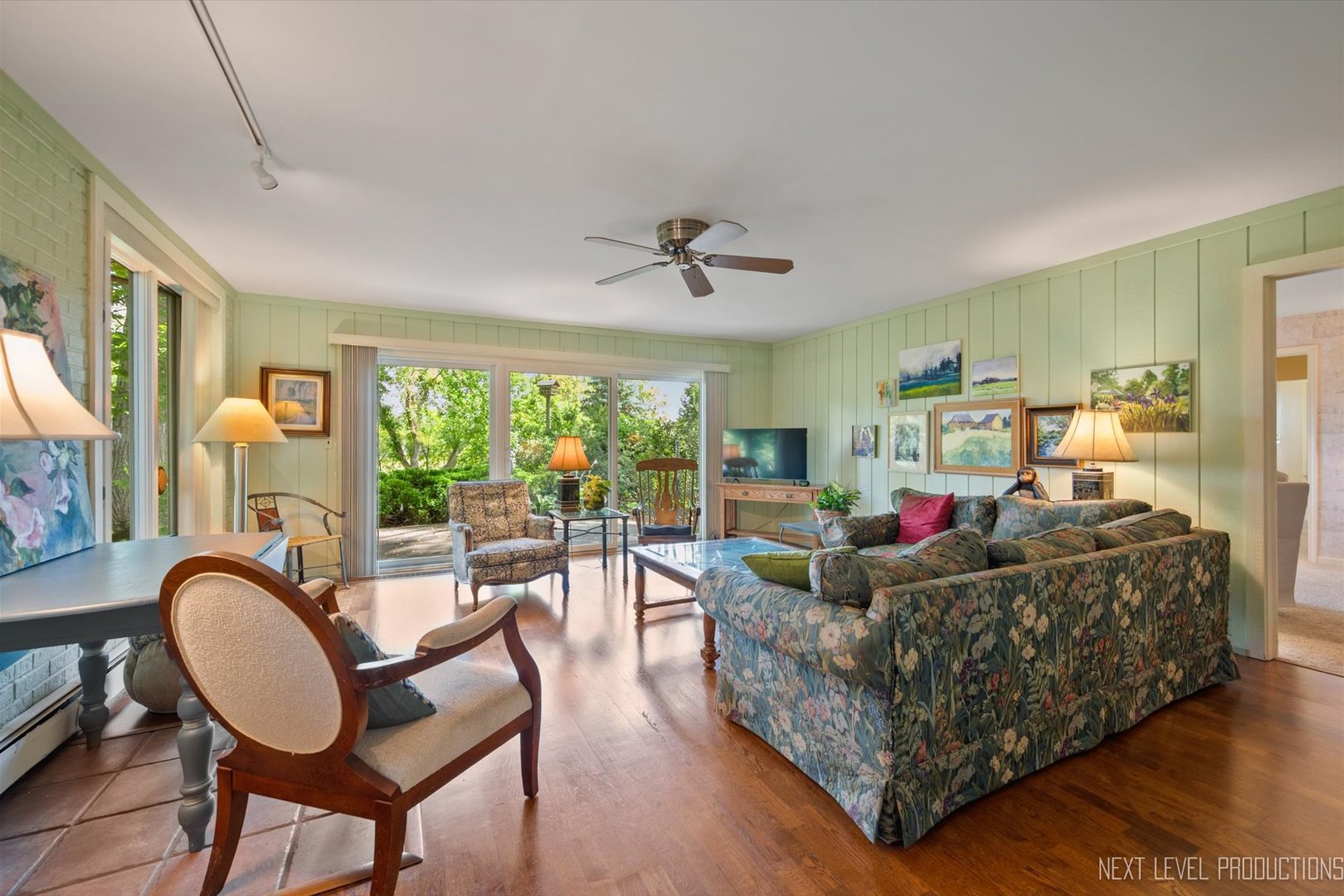 39W856 McDonald Road