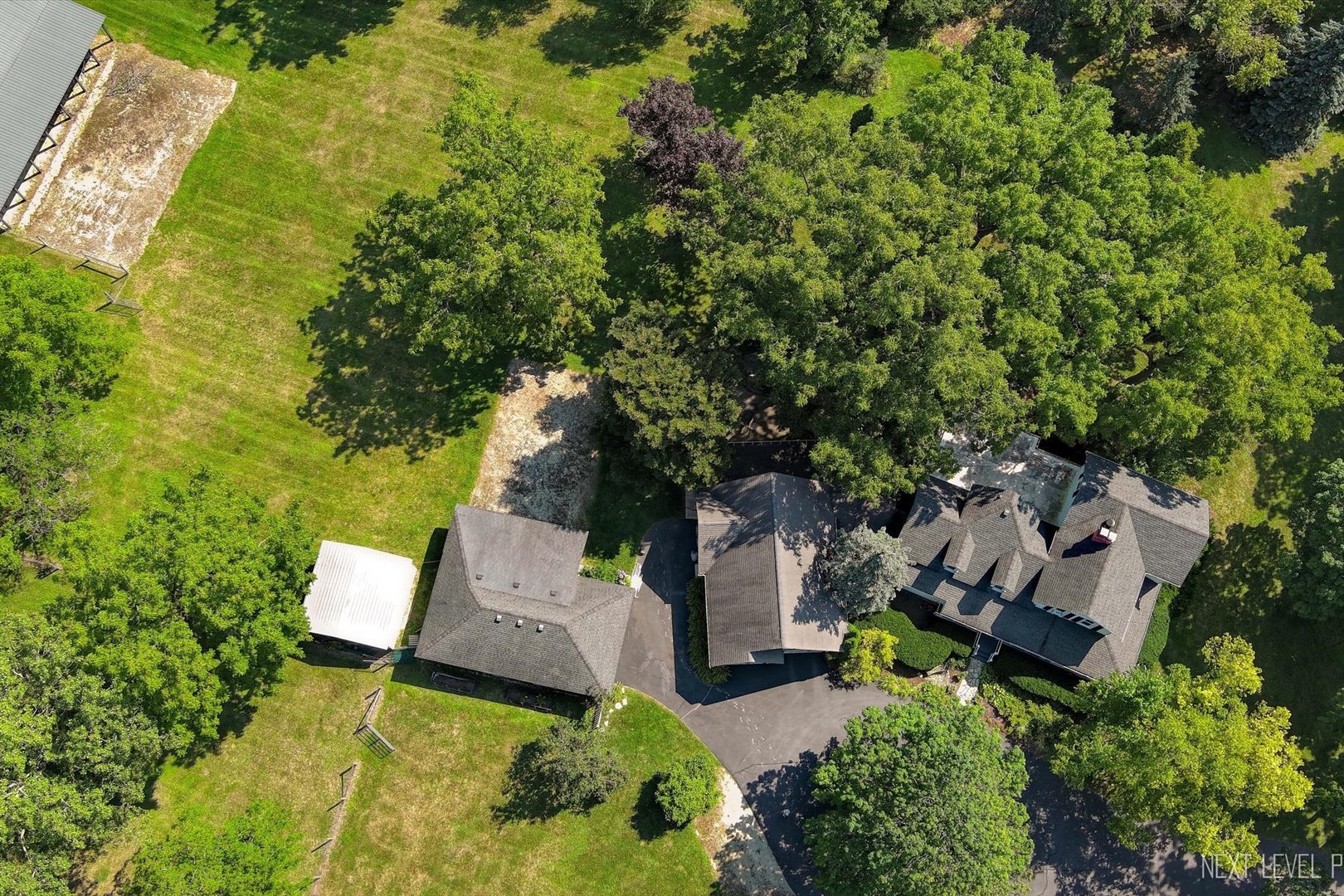 39W856 McDonald Road