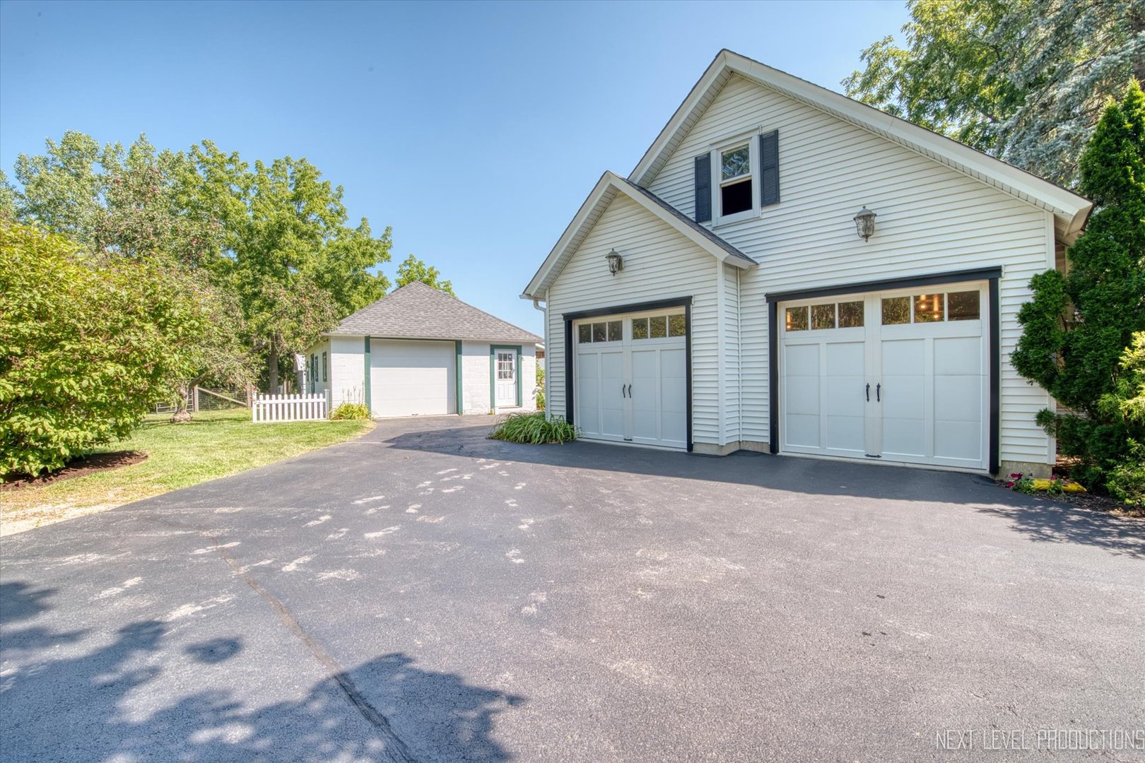 39W856 McDonald Road