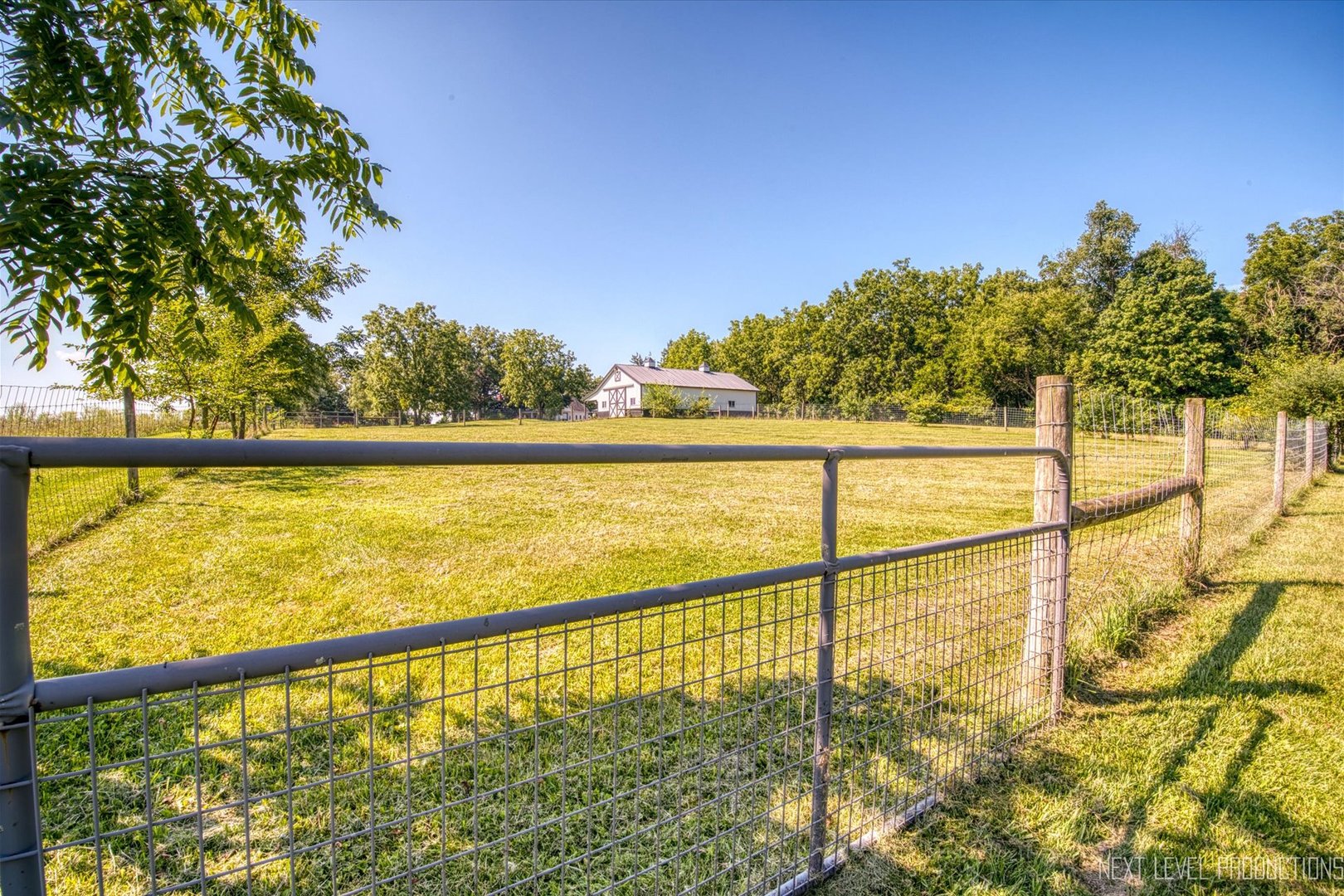 39W856 McDonald Road