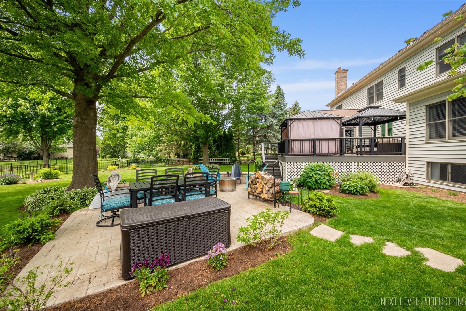 39W683 Carl Sandburg Road